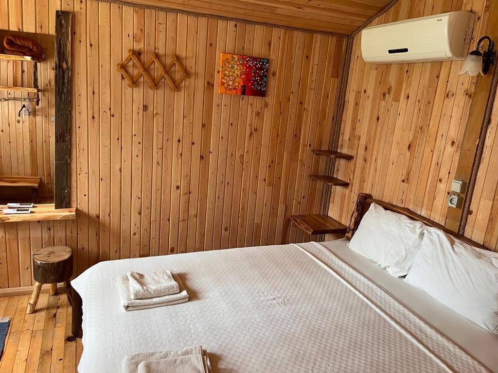 Standard Bungalow with Double Bed - Photo 9