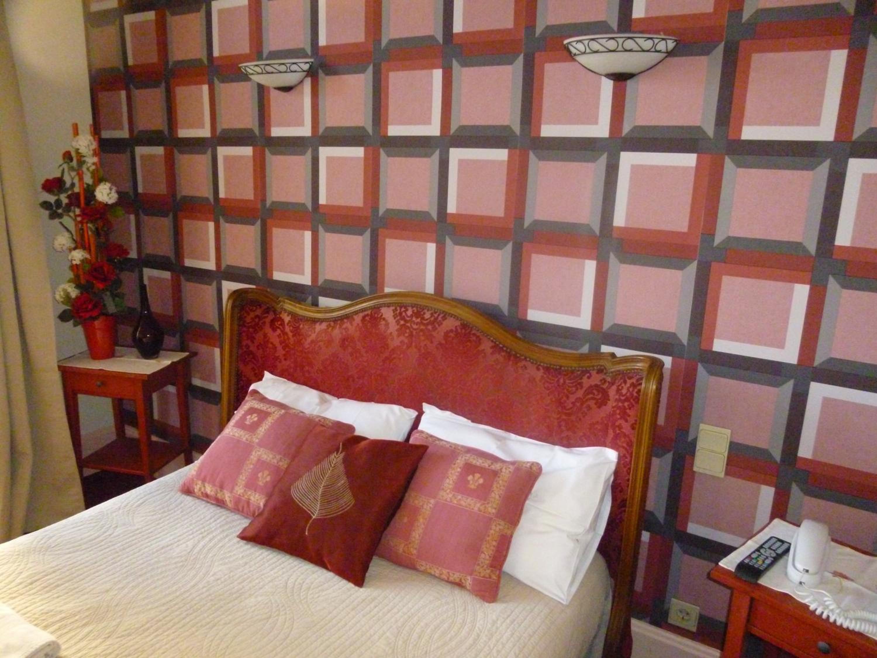 Double Room - Photo 16