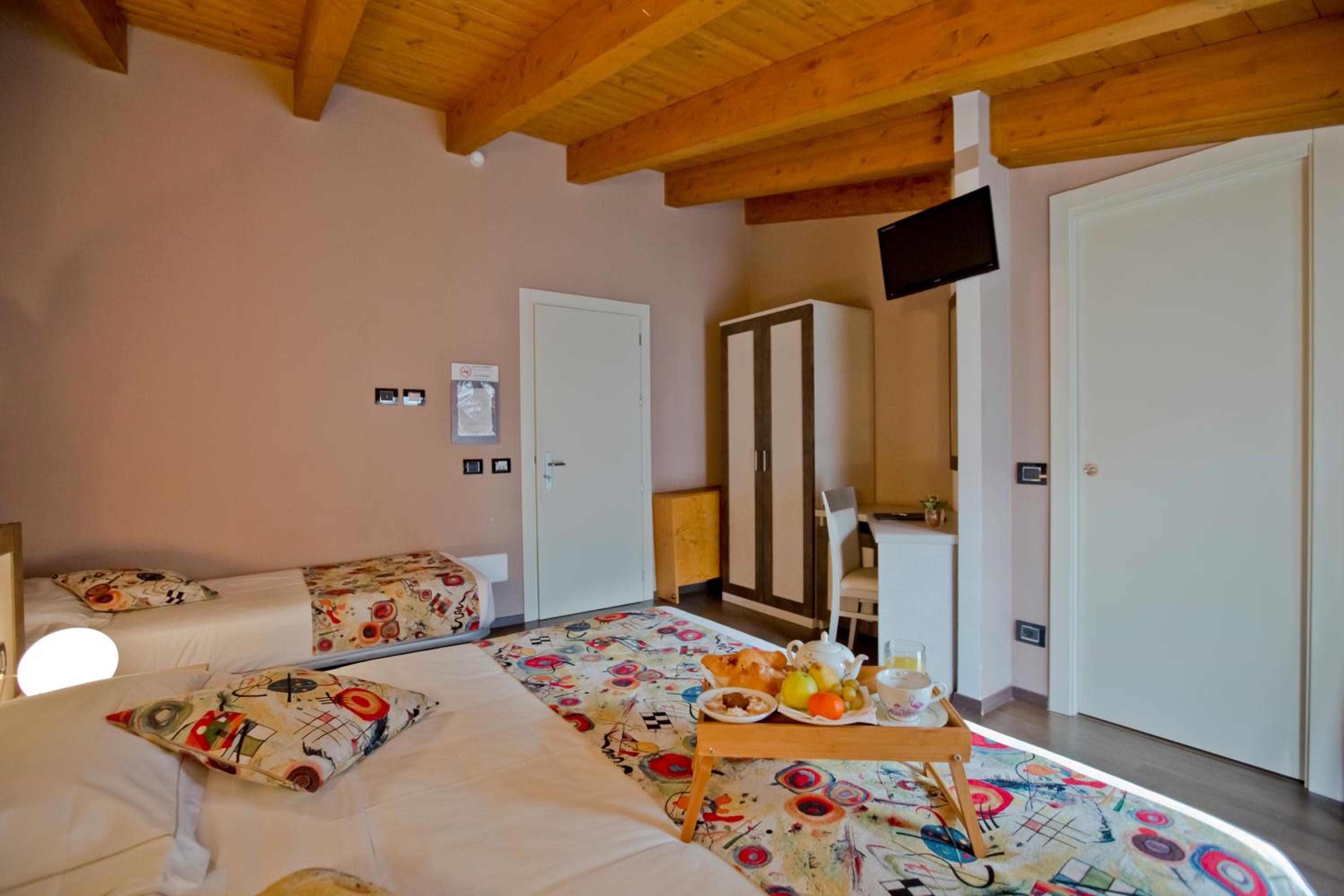Superior Triple Room - Photo 2