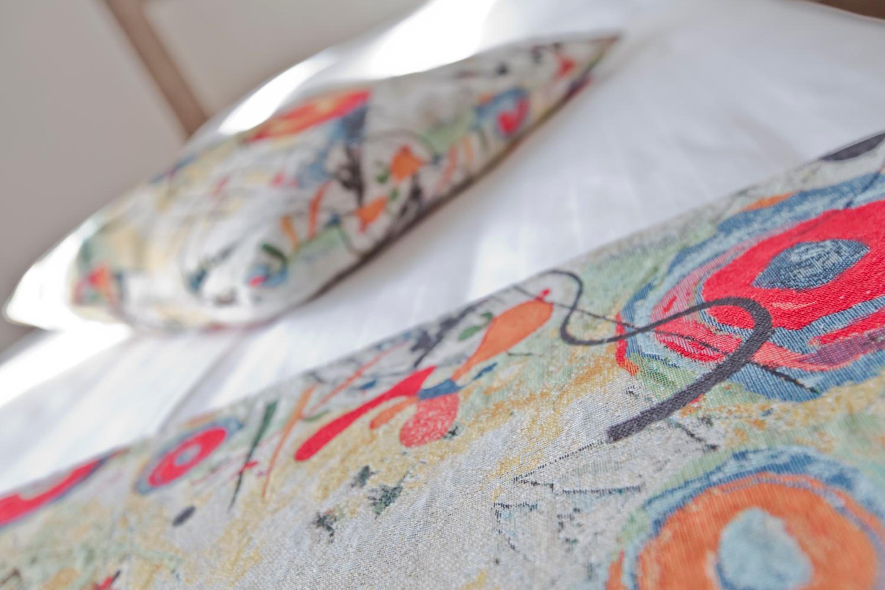 Large Double Room - Photo 4