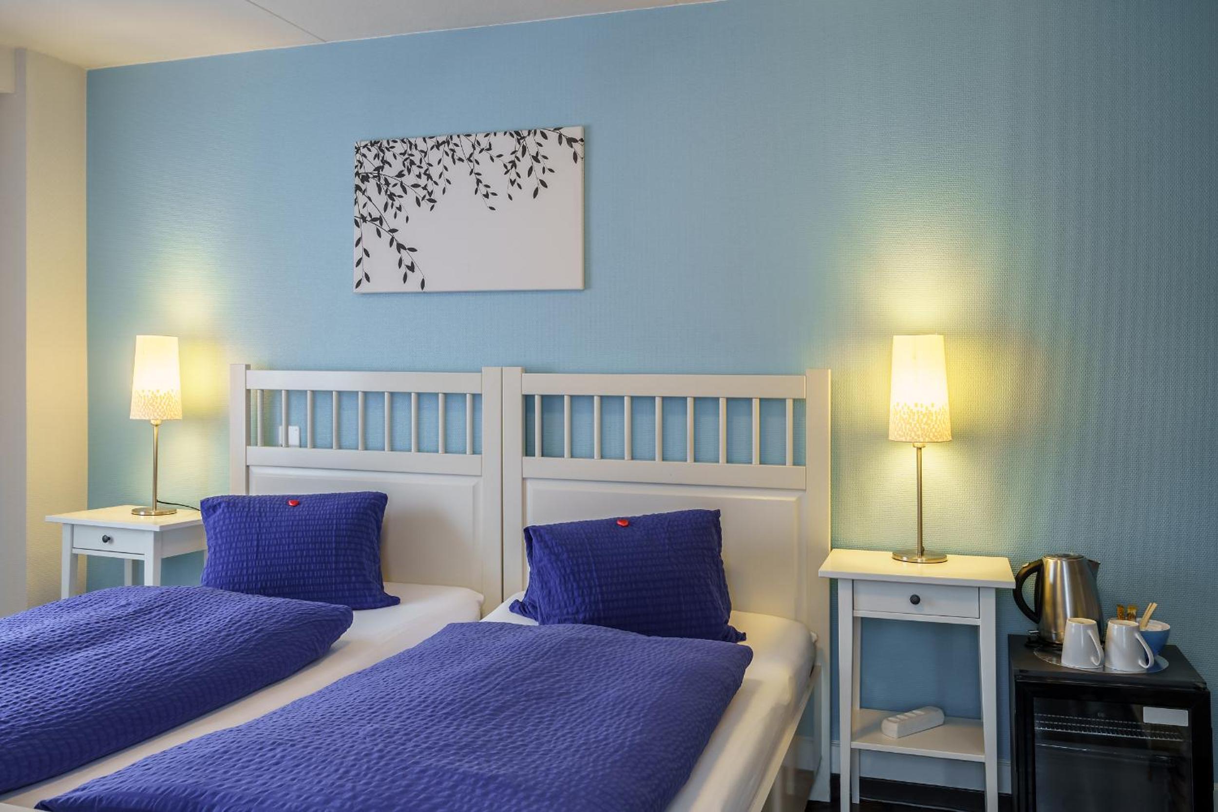 Double or Twin Room - Photo 6
