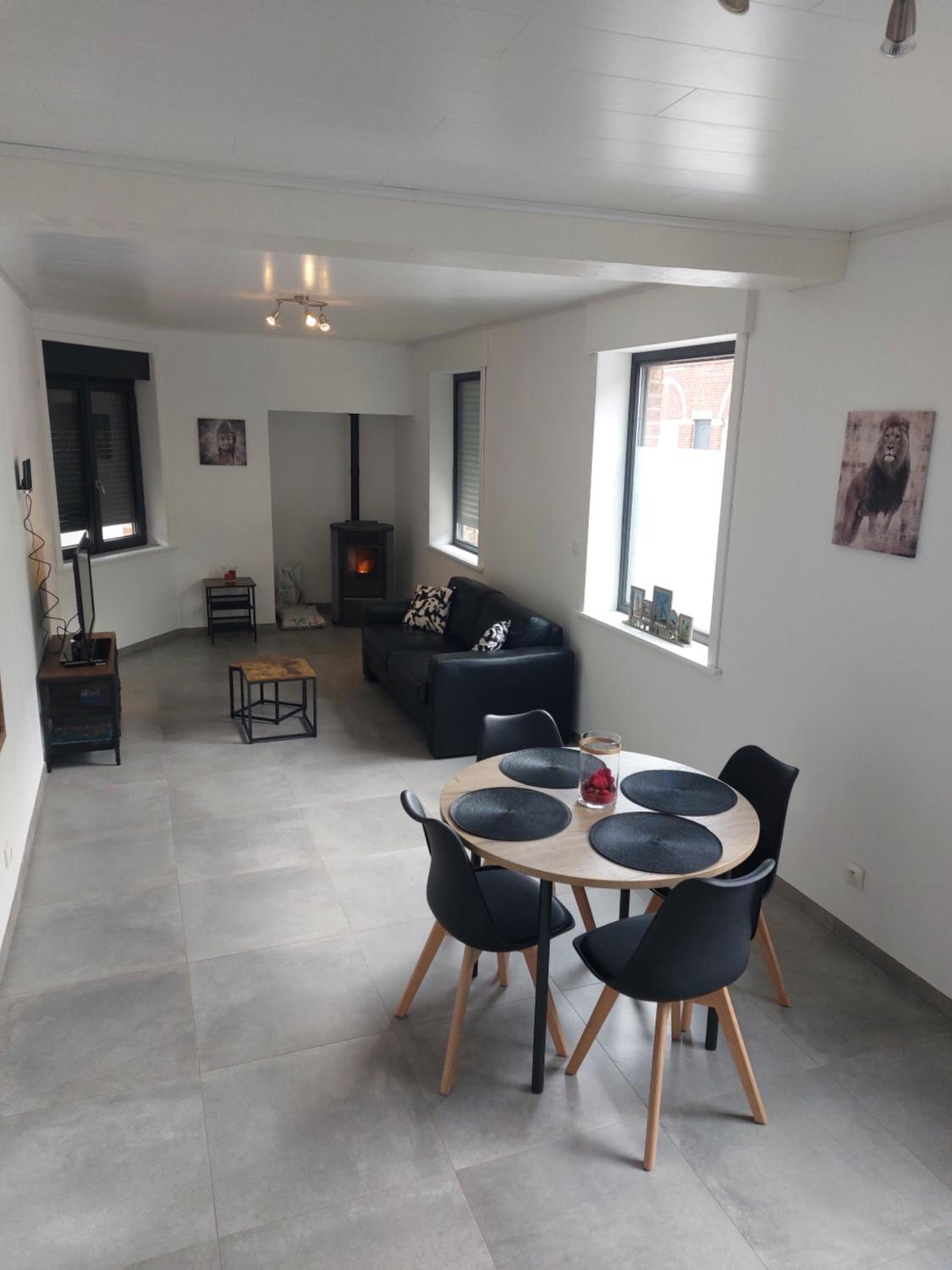 Three-Bedroom House photo 1