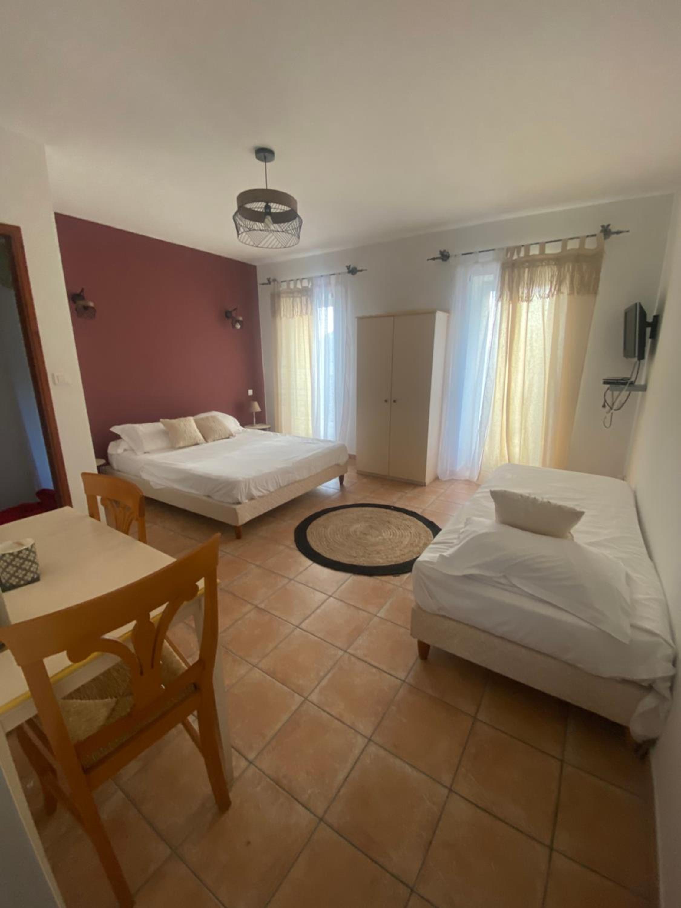 Double Room with Mountain View - Photo 7