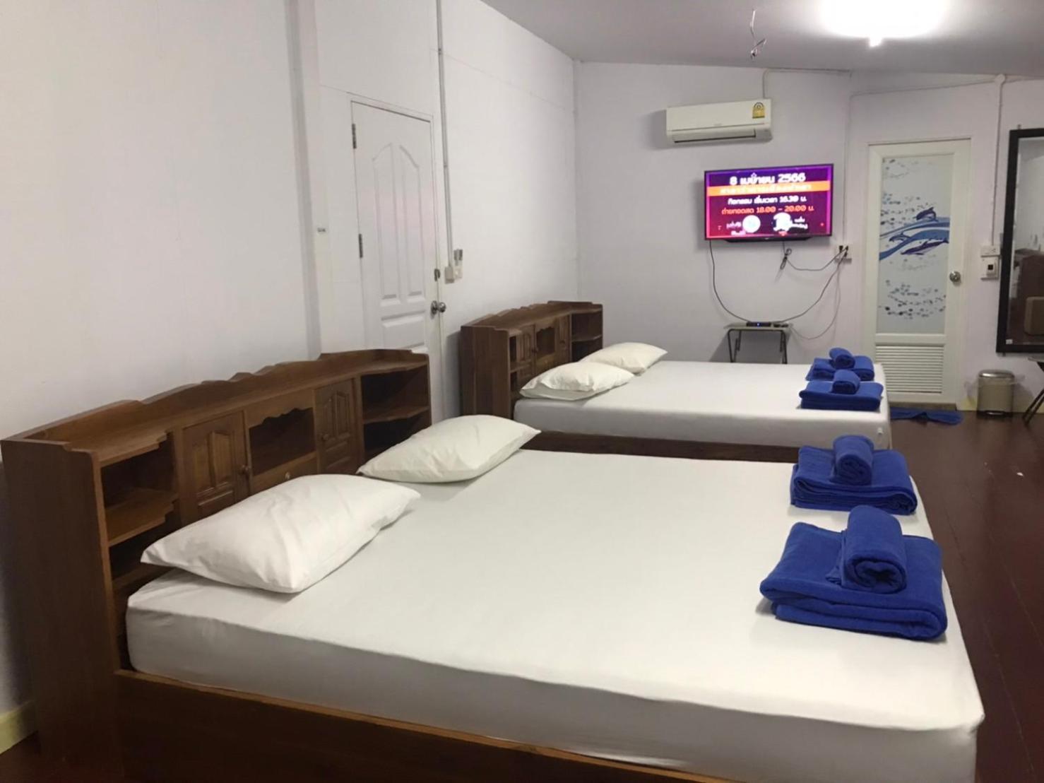 Mixed Dormitory Room photo 2
