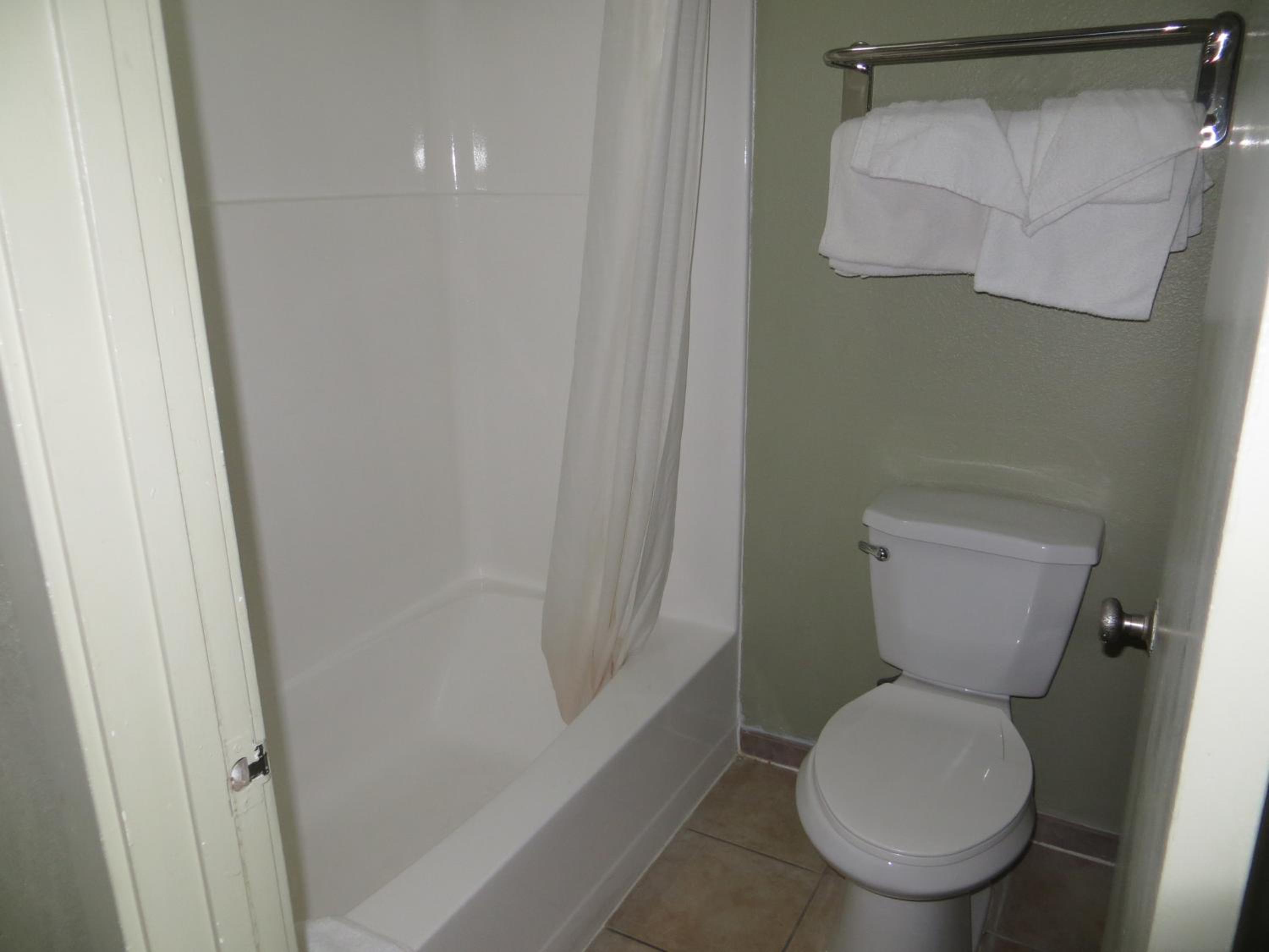 King Room with View - Photo 8