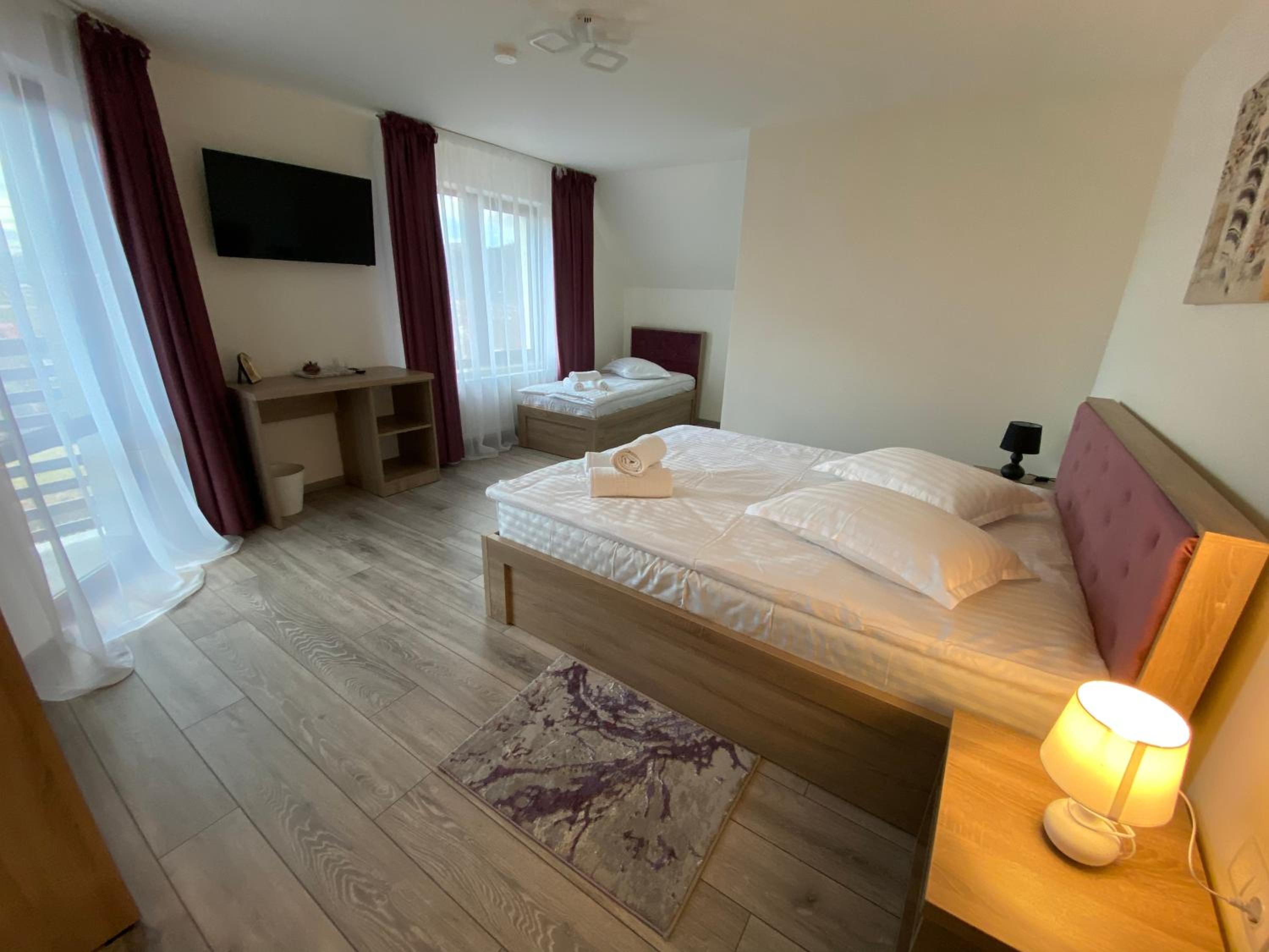 Triple Room With Balcony photo 1
