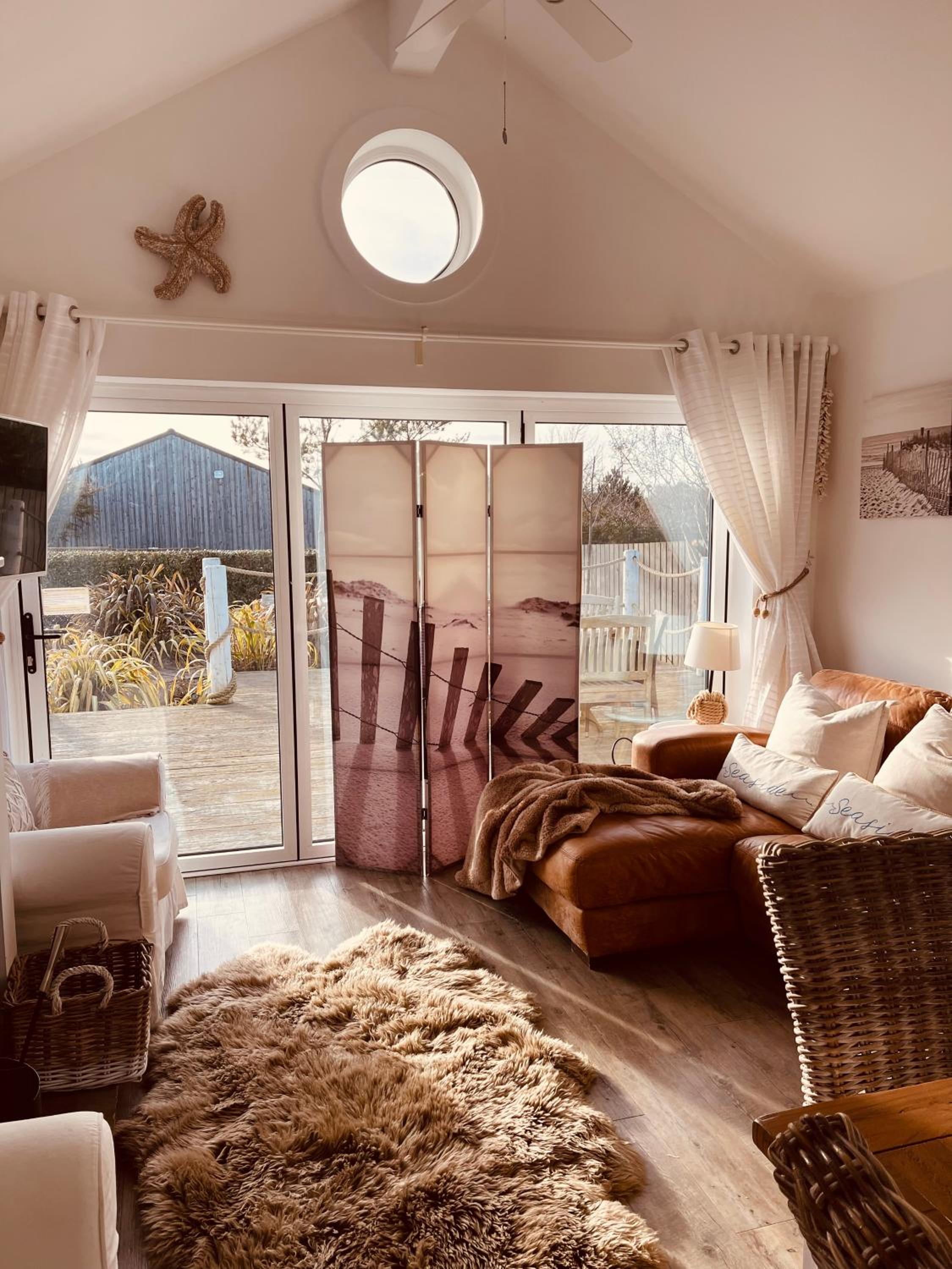 Two-Bedroom House photo 3