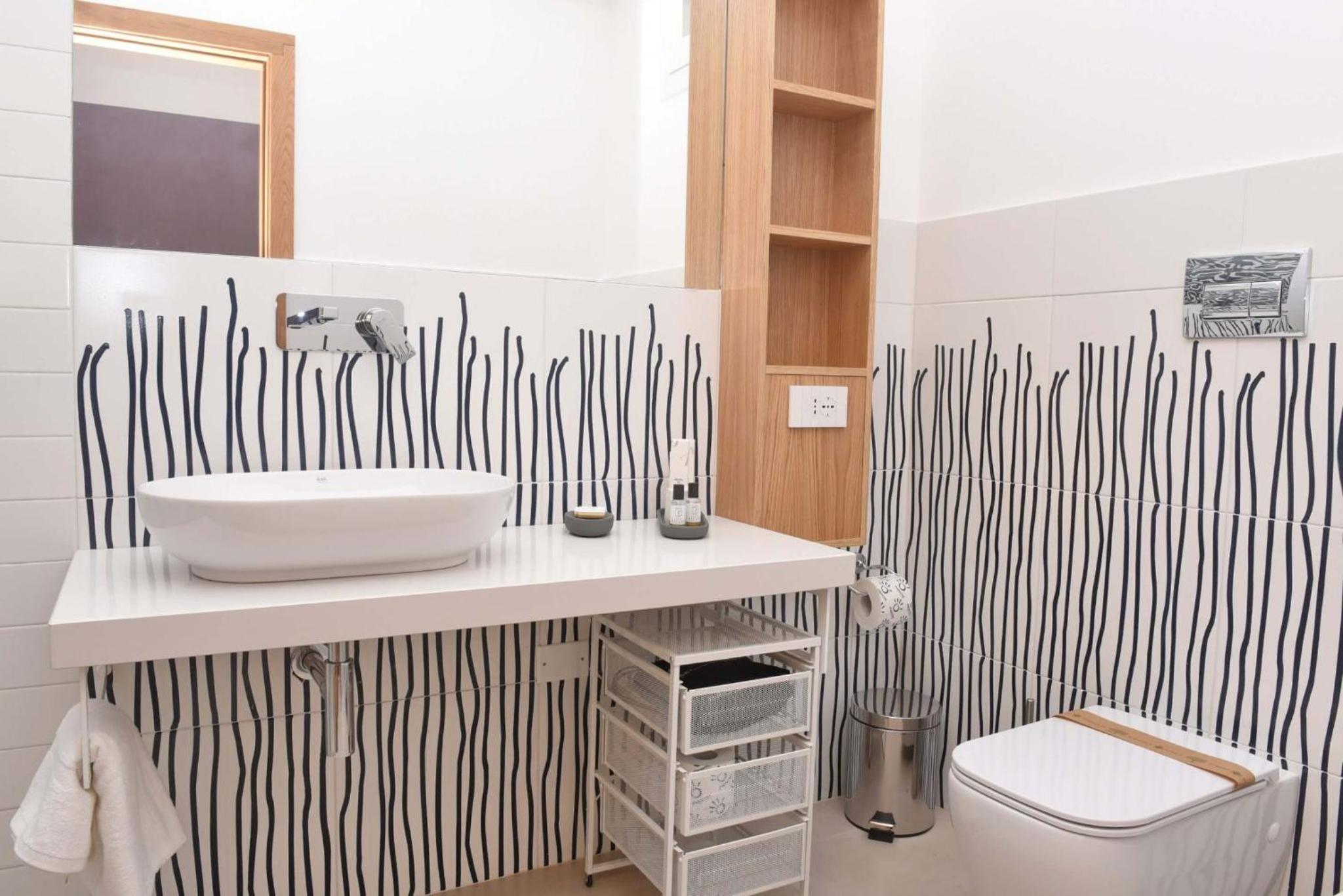 Double Room with Sea View - Photo 7