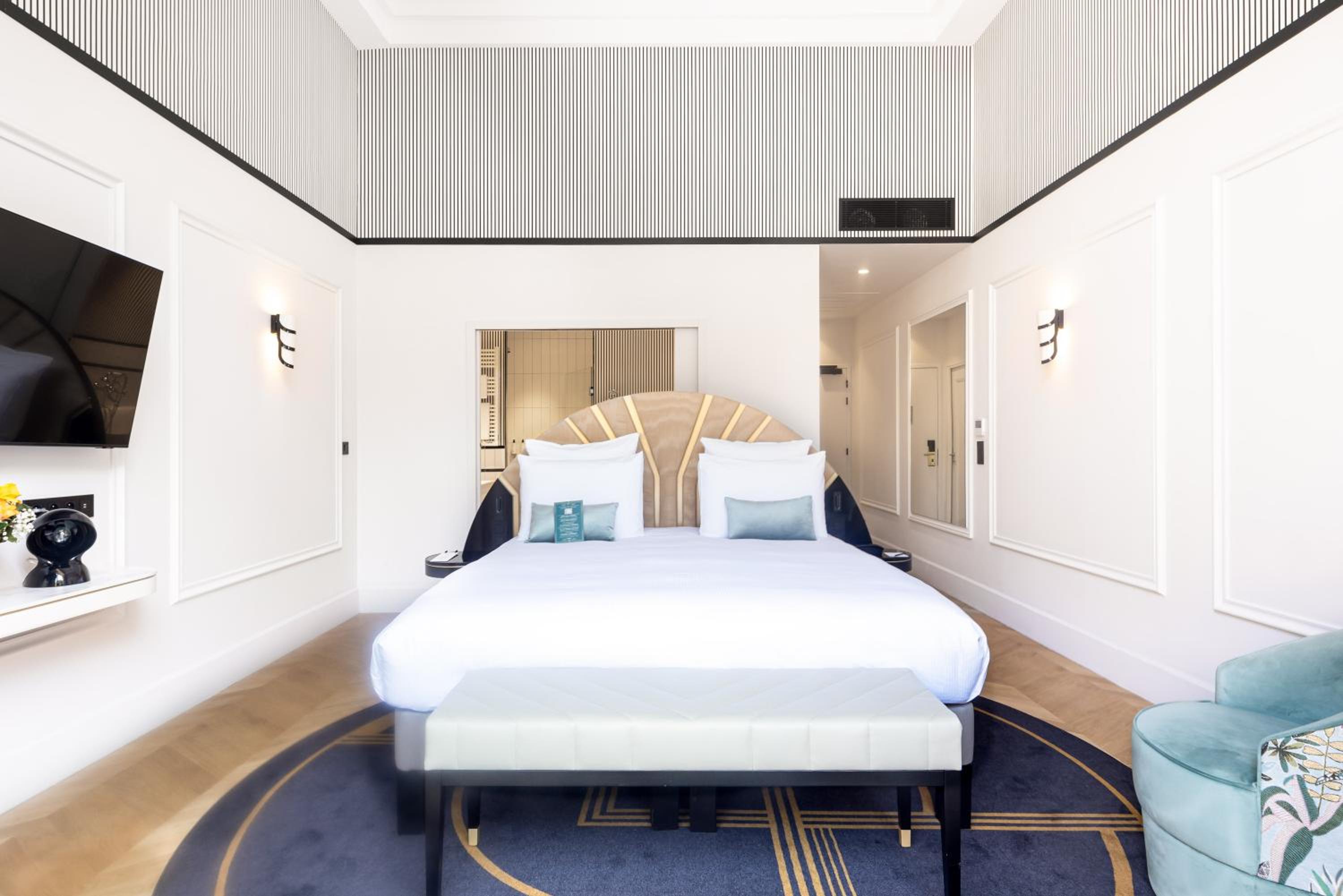 Double Junior Suite on the ground floor with a terrace and private pool - Photo 2