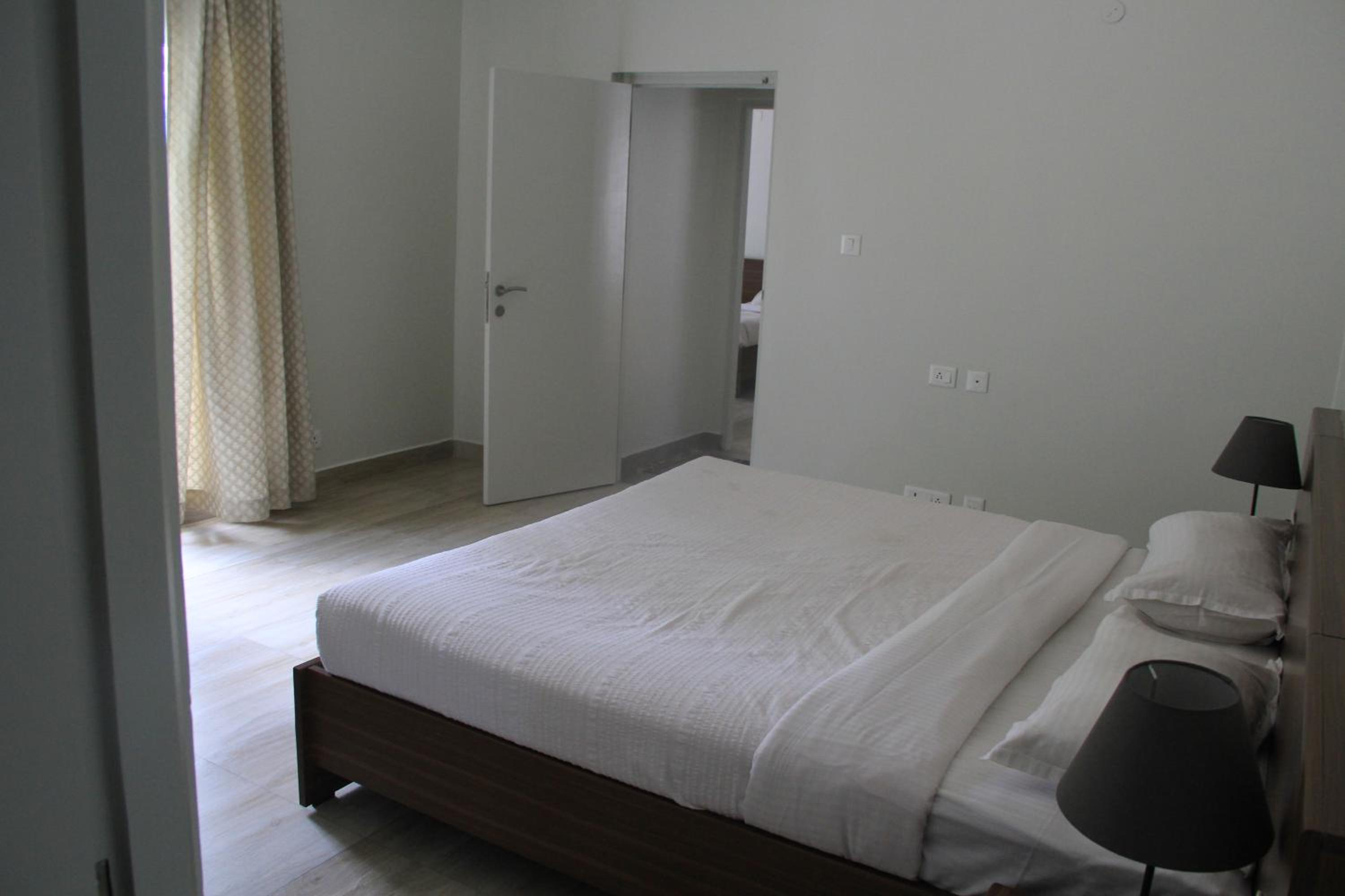 Amazon Residence - Three Bedroom Apartment with Private Balcony - Photo 7