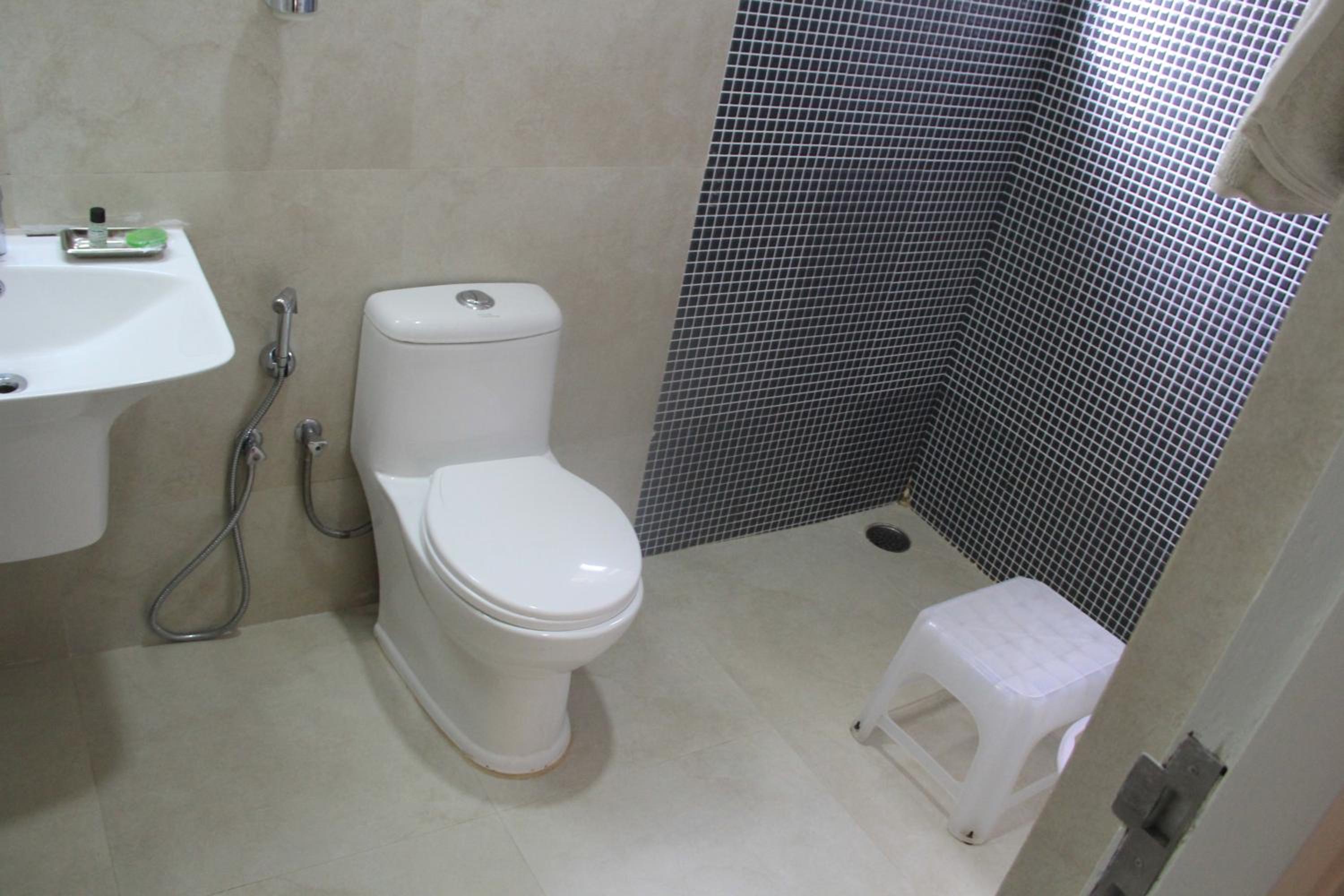 Amazon Residence - Three Bedroom Apartment with Private Balcony - Photo 8