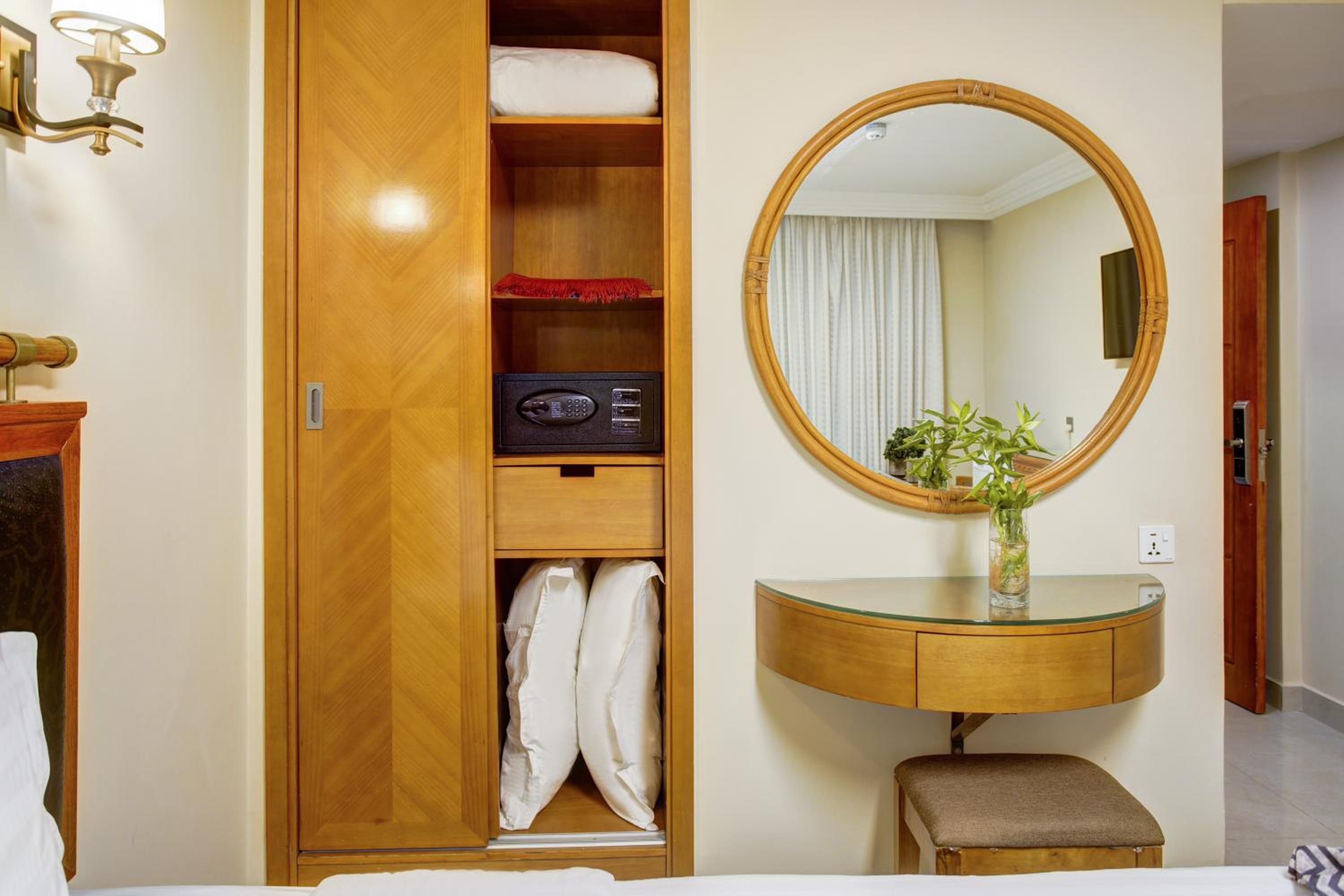 Twin Room with Balcony photo 3