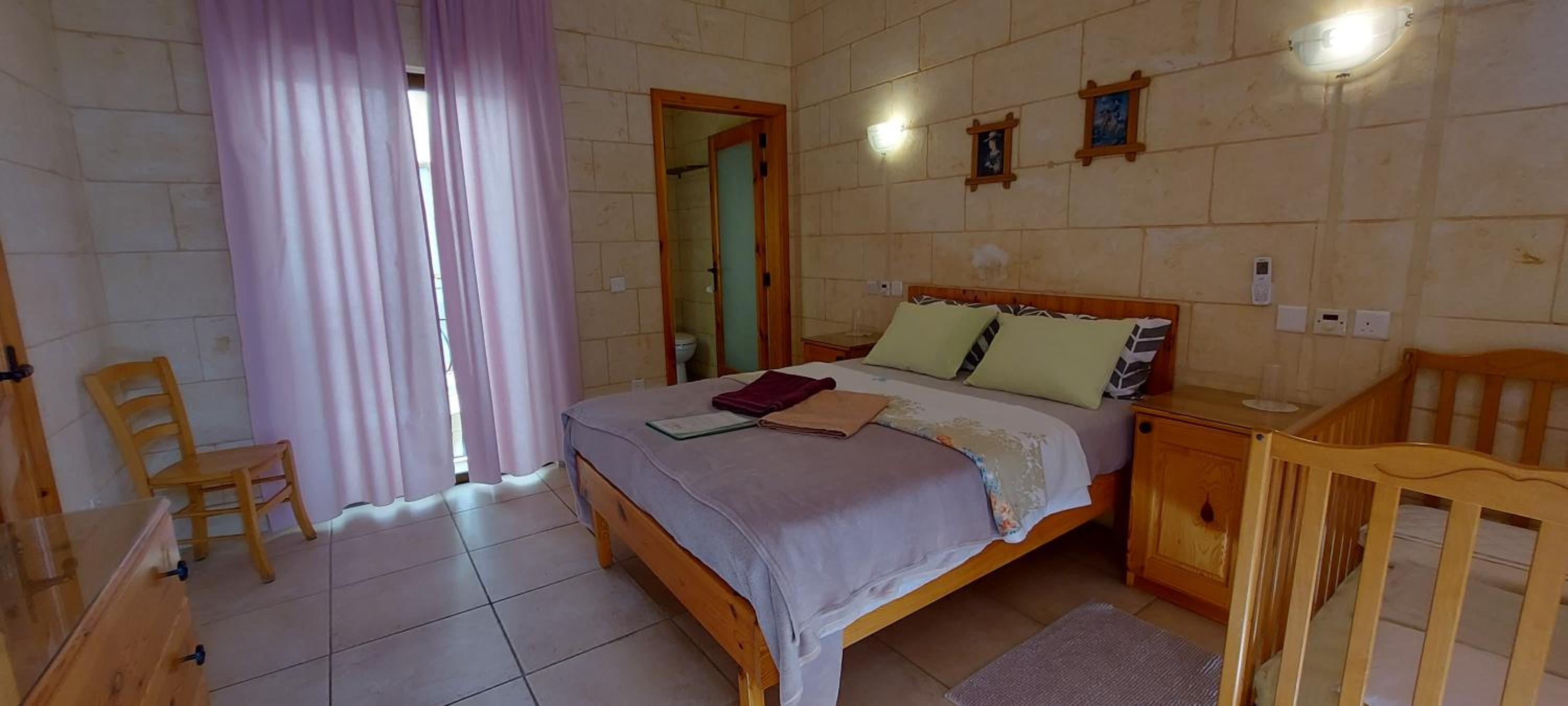 Double Room with Pool View photo 2