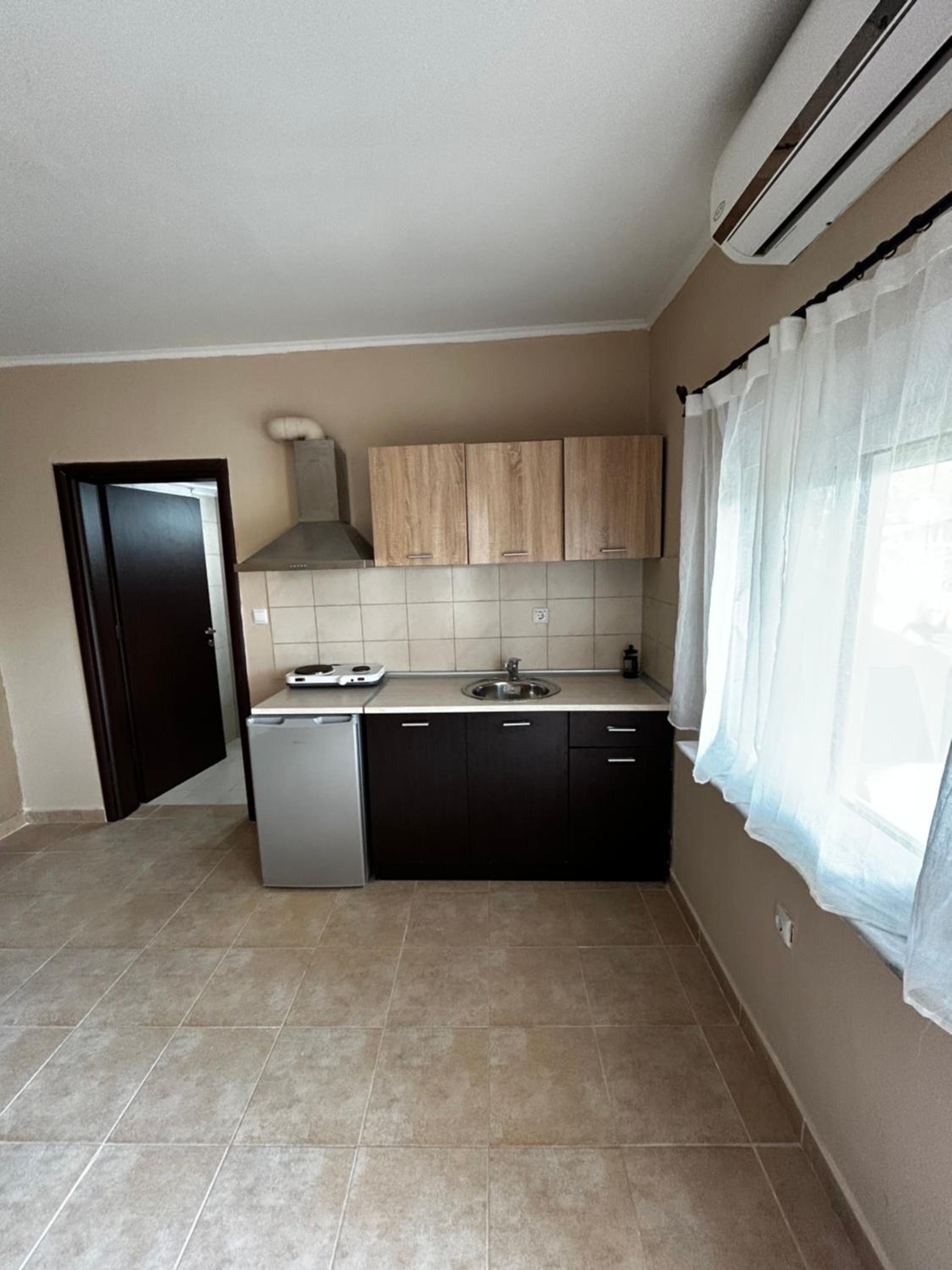 Two-Bedroom House - Photo 14