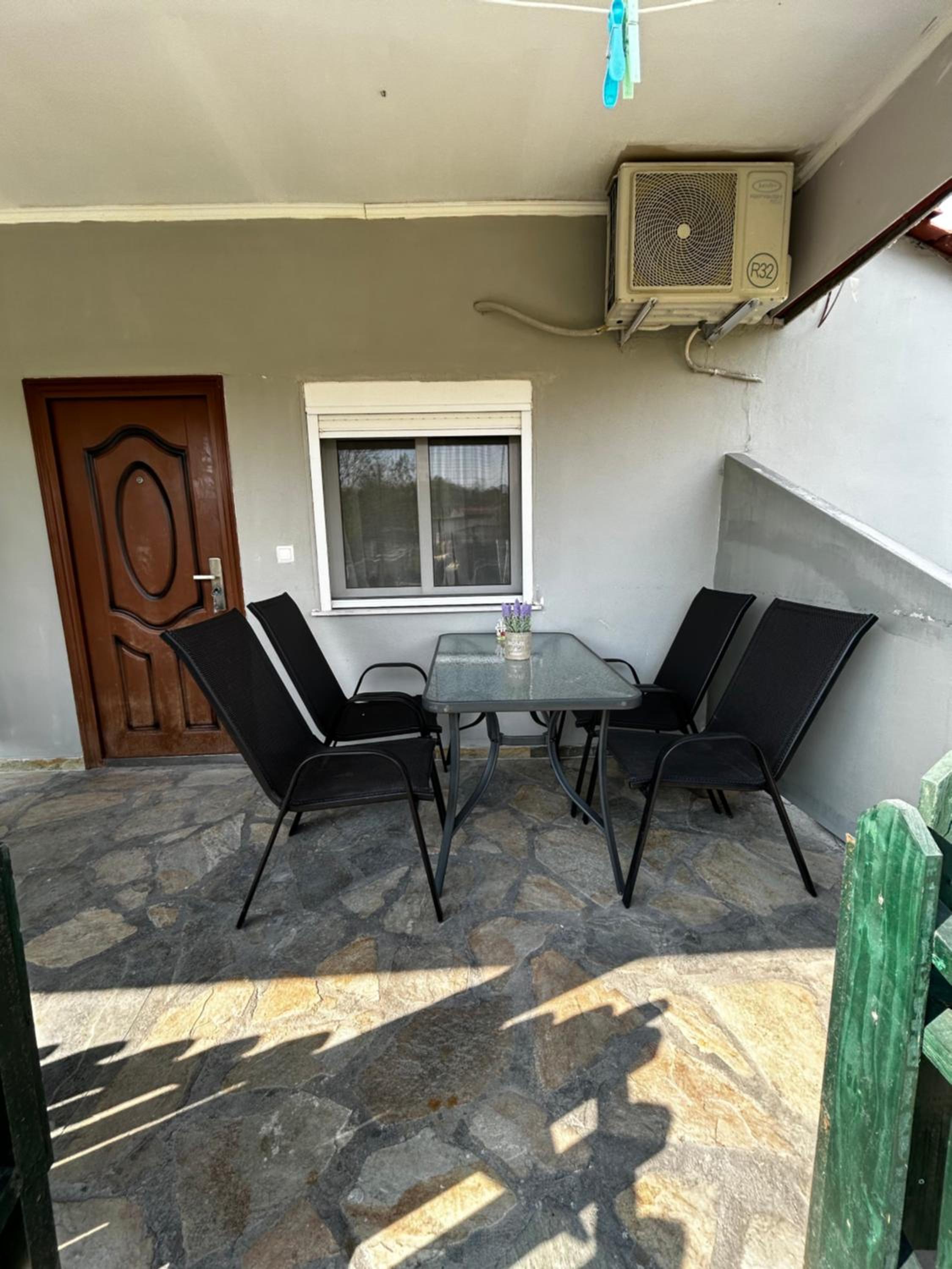 Two-Bedroom House - Photo 13
