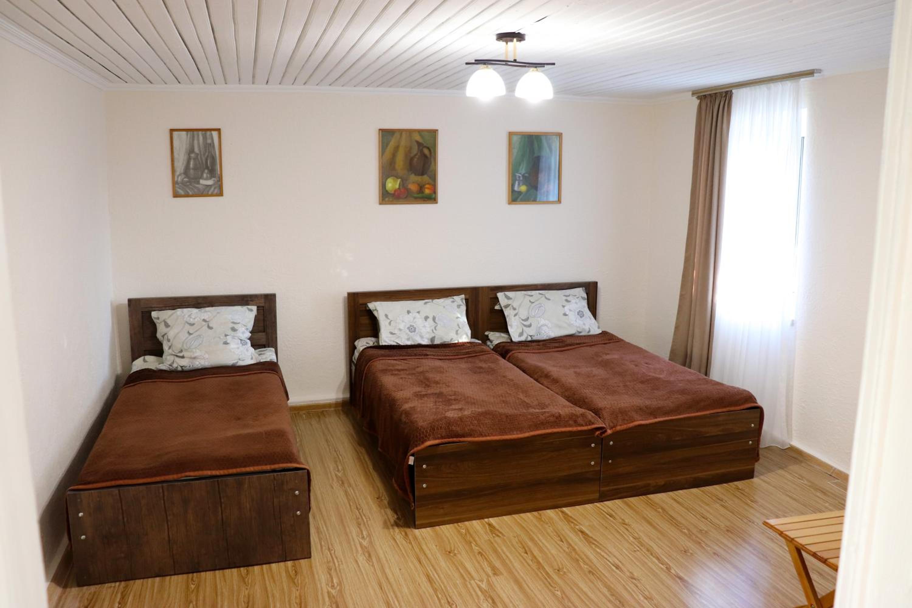 Triple Room with Shared Bathroom photo 1