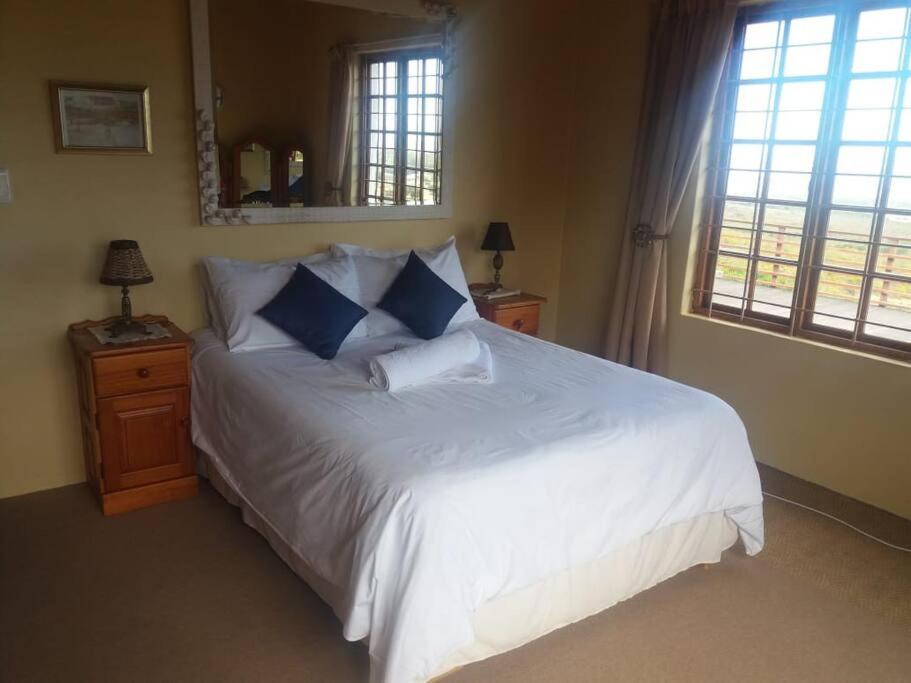 Four-Bedroom House photo 1