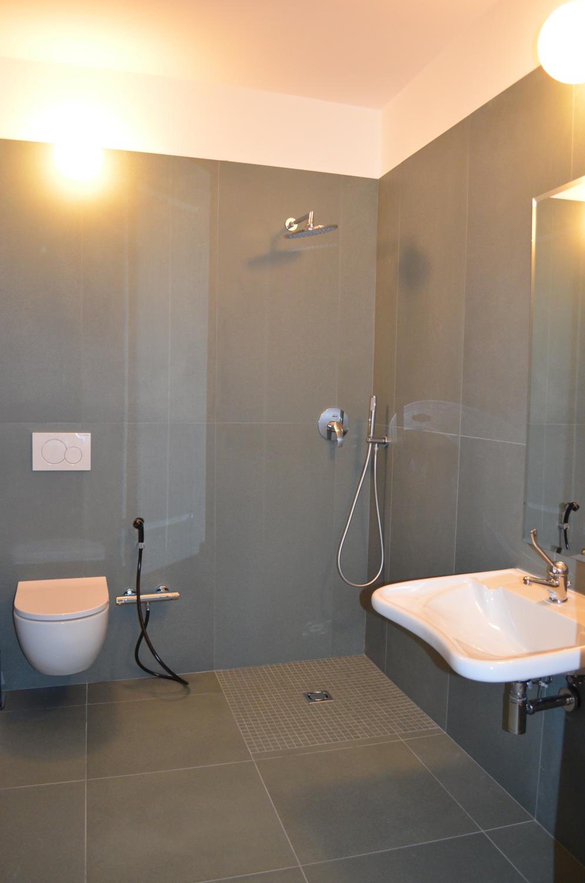 One-Bedroom Apartment with Garden photo 2