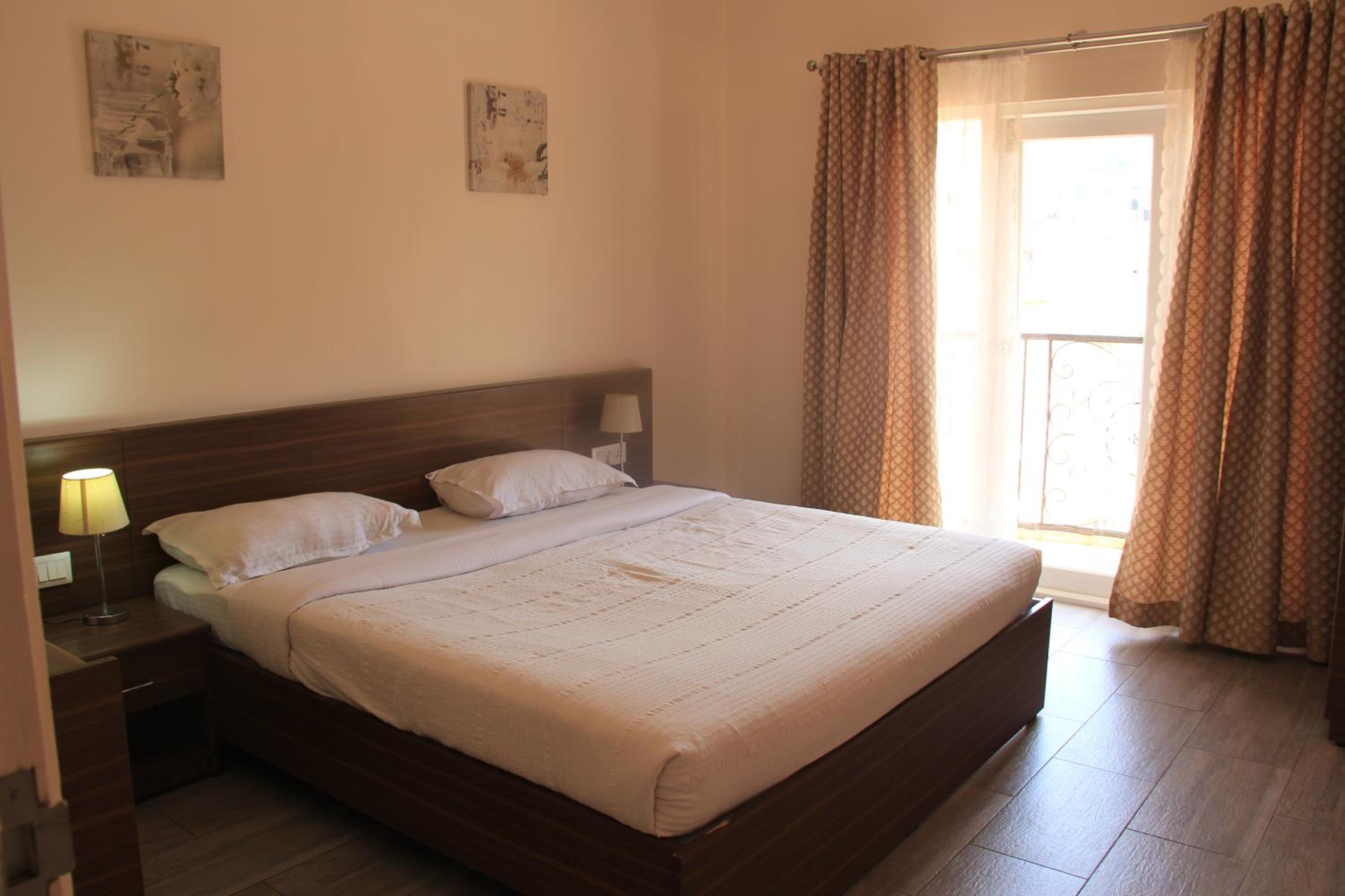 Himalaya Residence - Two Bedroom Apartment with Balcony - Photo 23