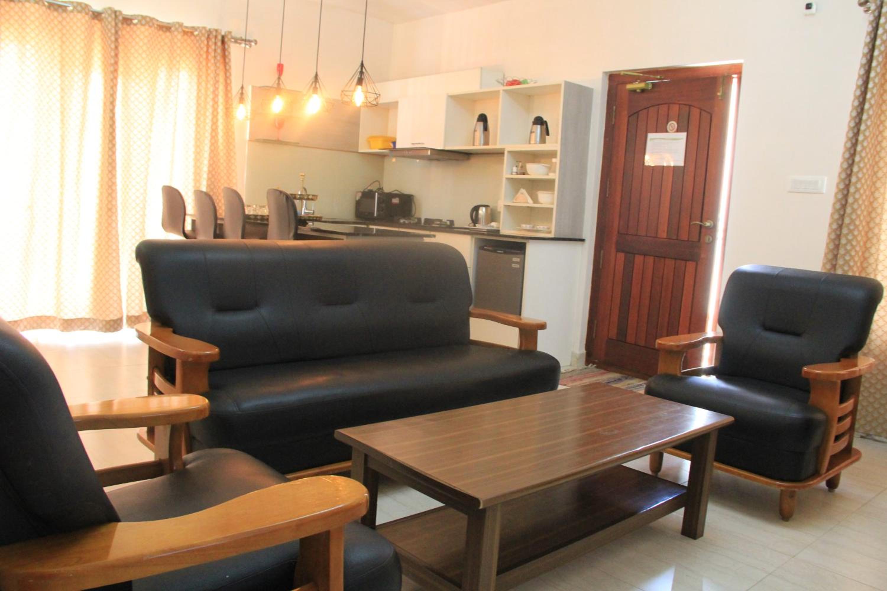 Himalaya Residence - Two Bedroom Apartment with Balcony - Photo 22