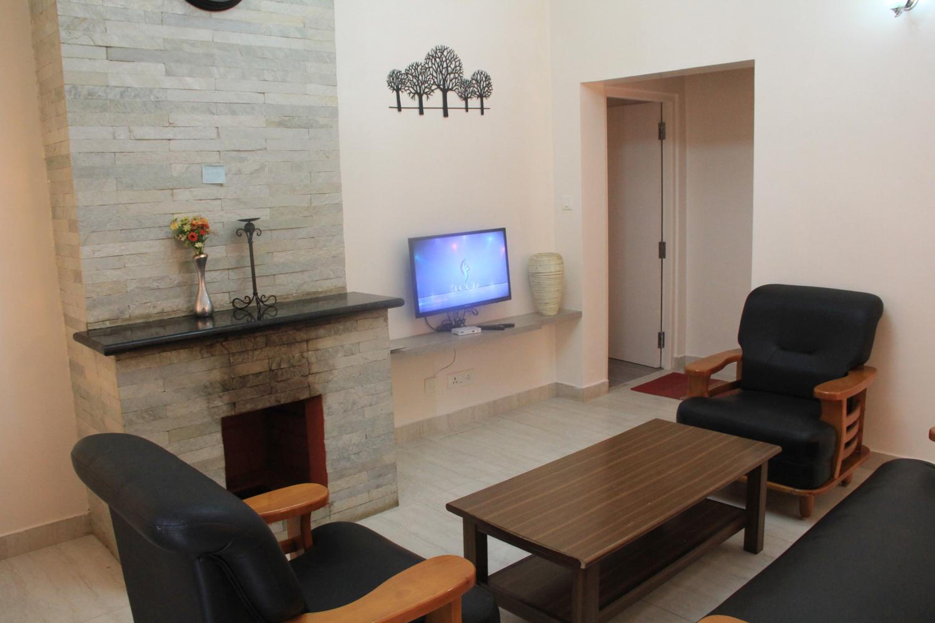 Himalaya Residence - Two Bedroom Apartment with Balcony - Photo 29
