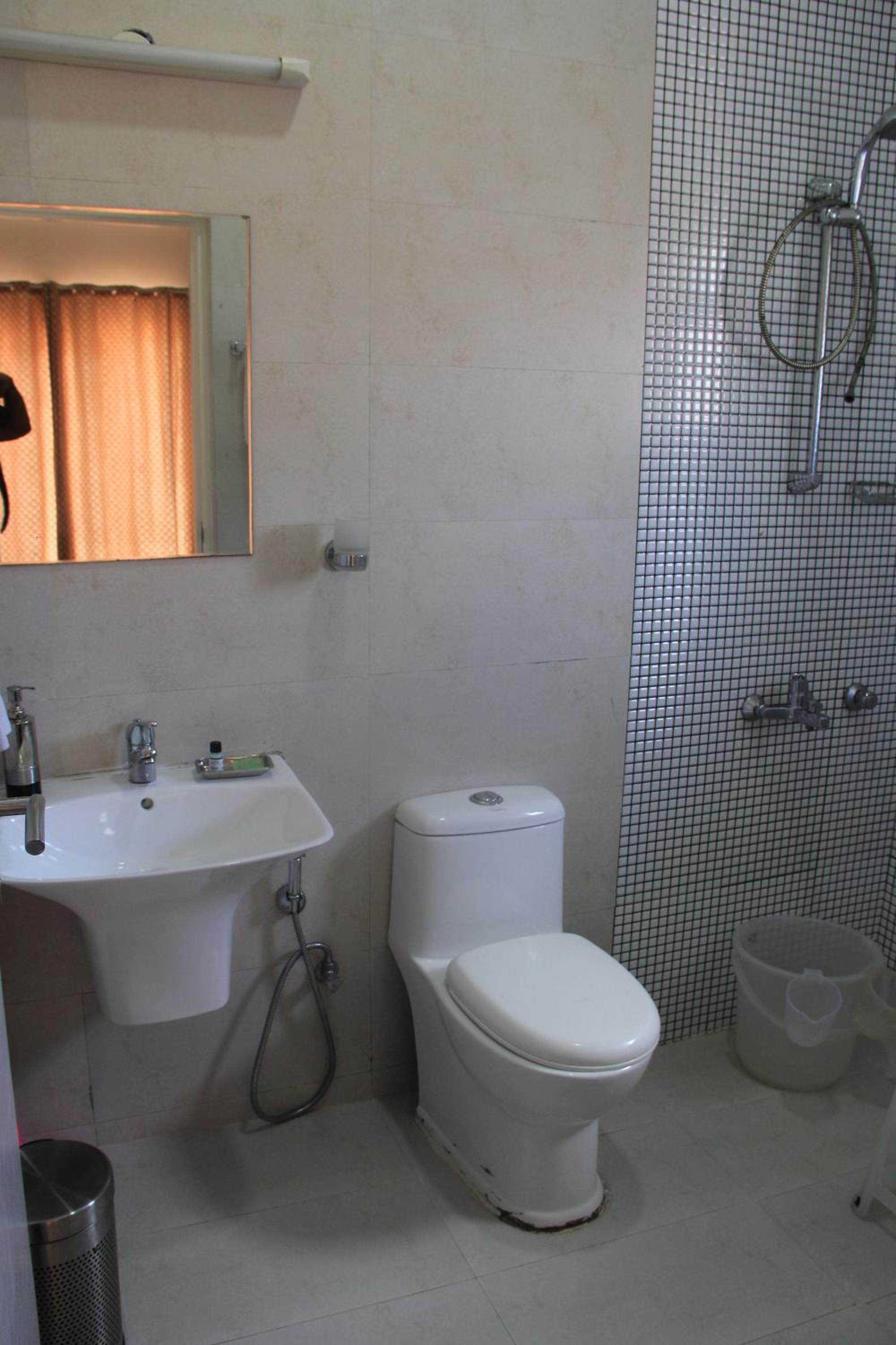 Himalaya Residence - Two Bedroom Apartment with Balcony - Photo 28