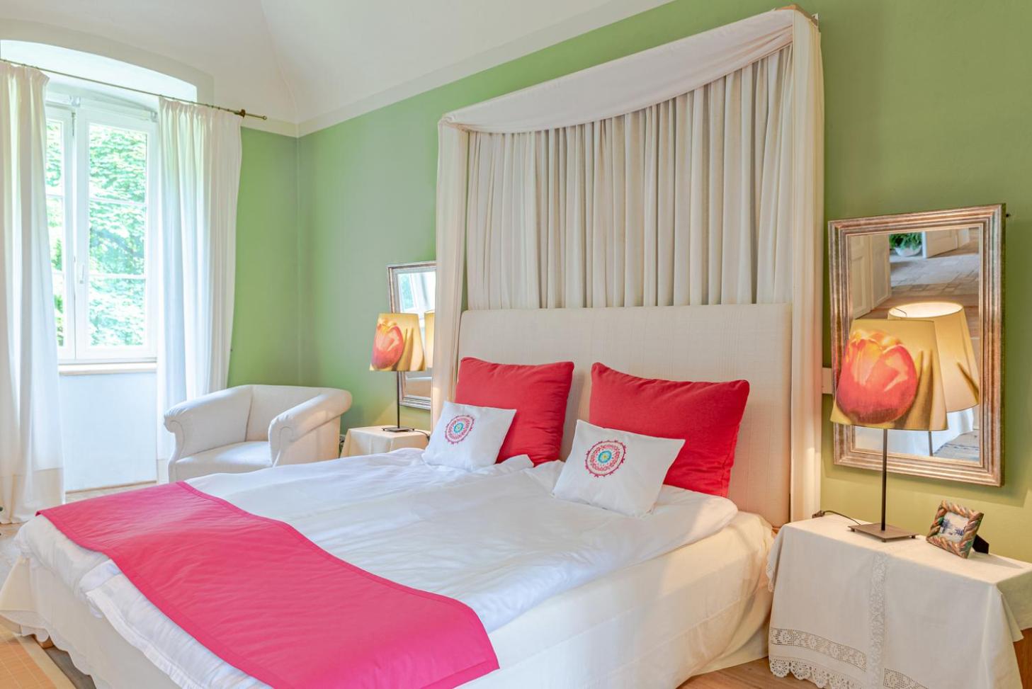 Superior King Room photo 2
