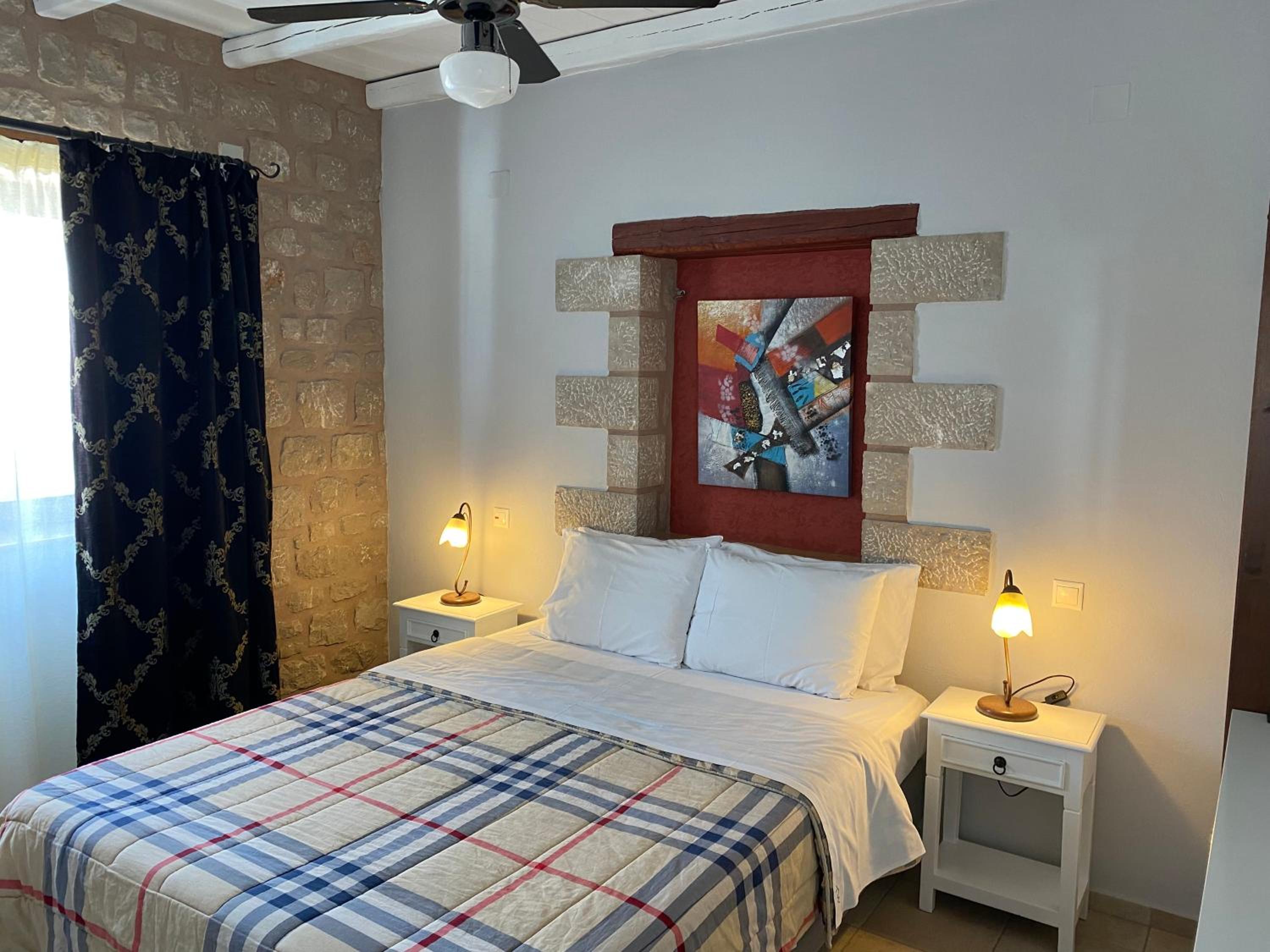 One-Bedroom Apartment with Balcony