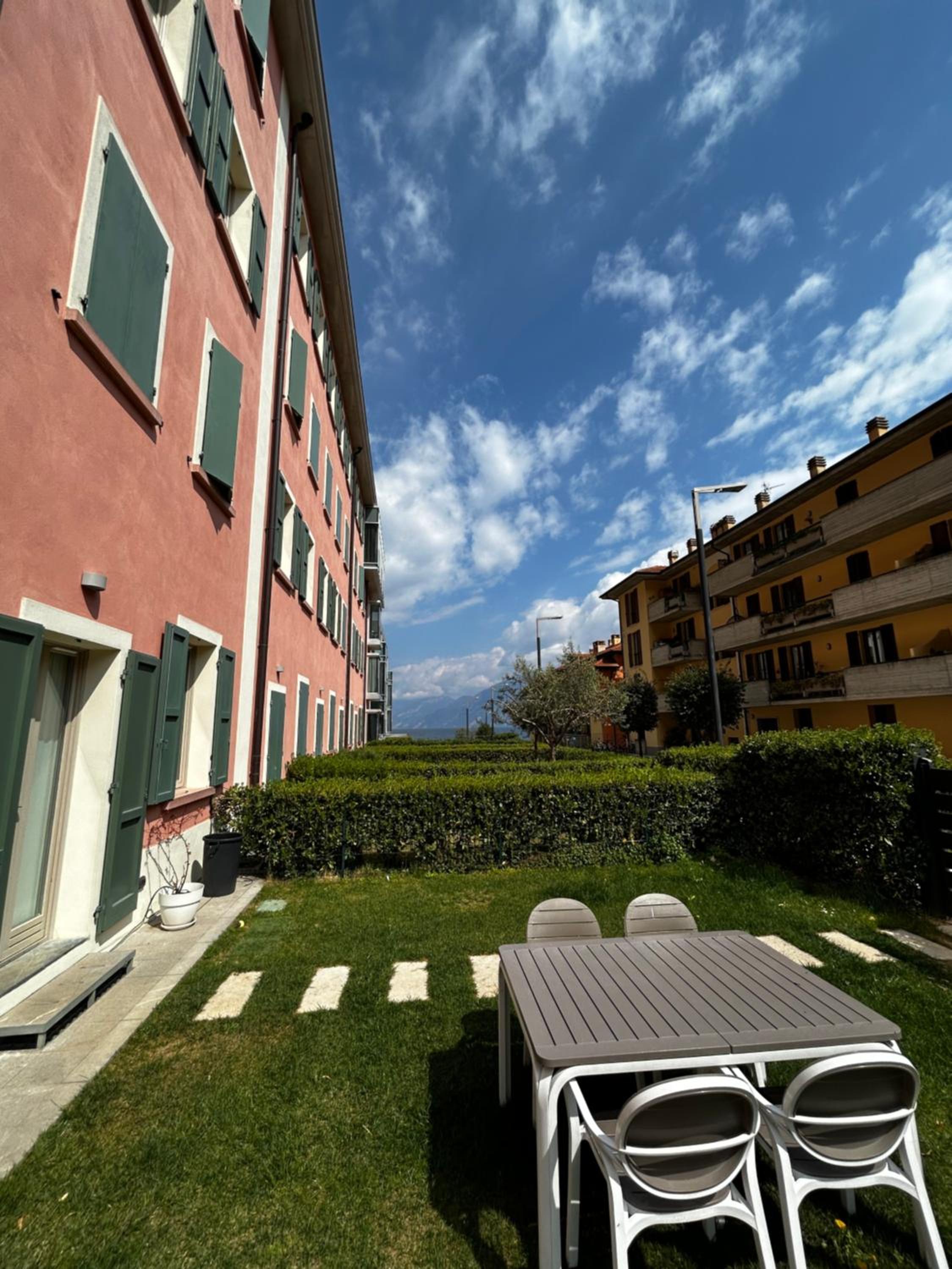 Suite - Photo 3