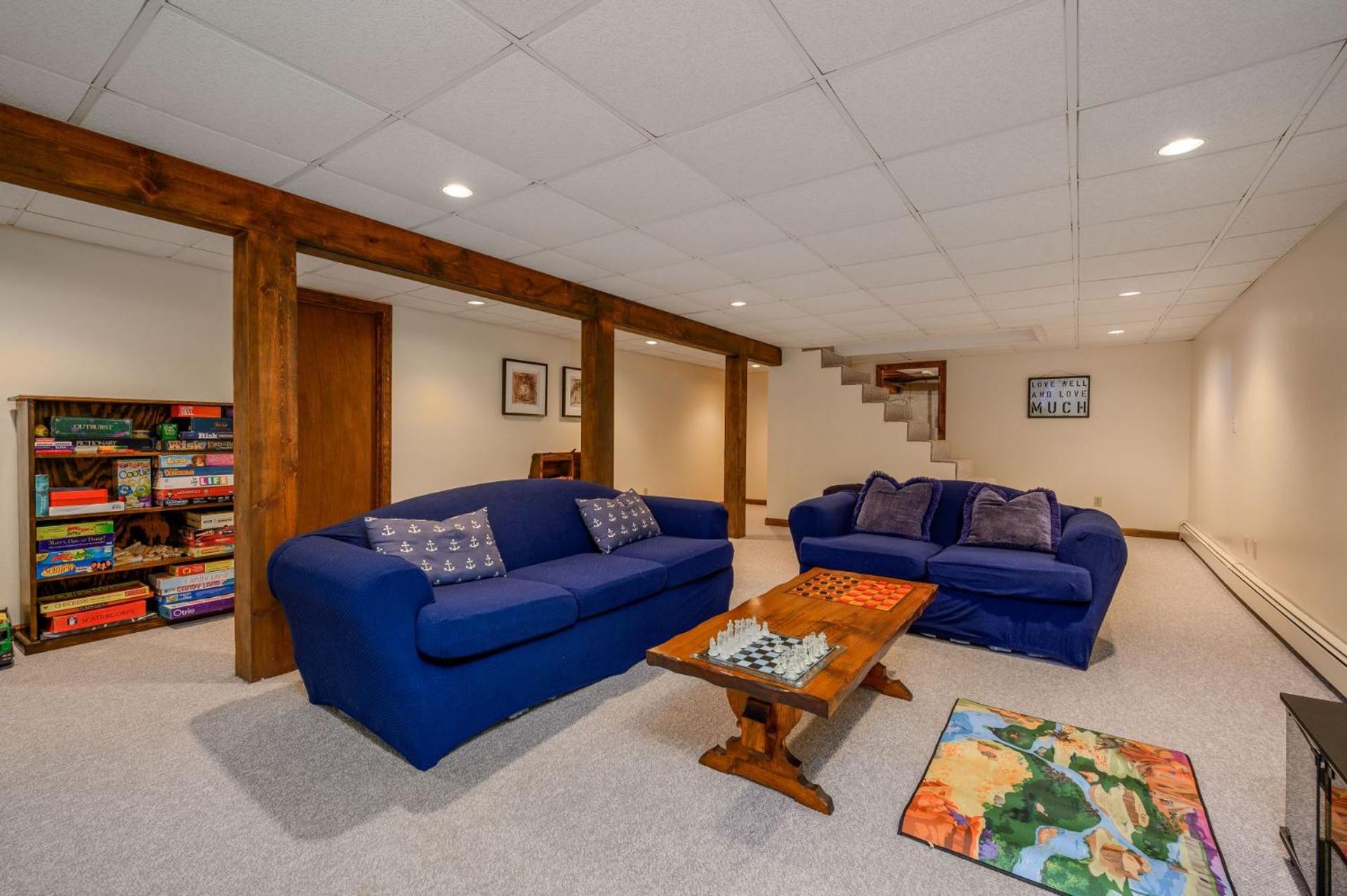 Three-Bedroom House photo 2