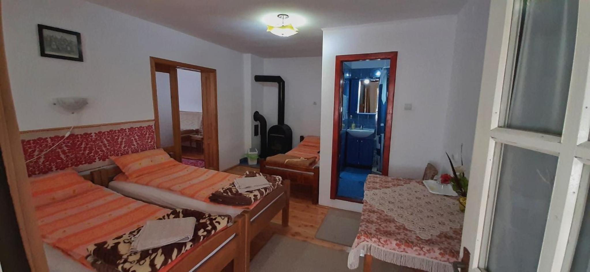Family Room - Photo 9
