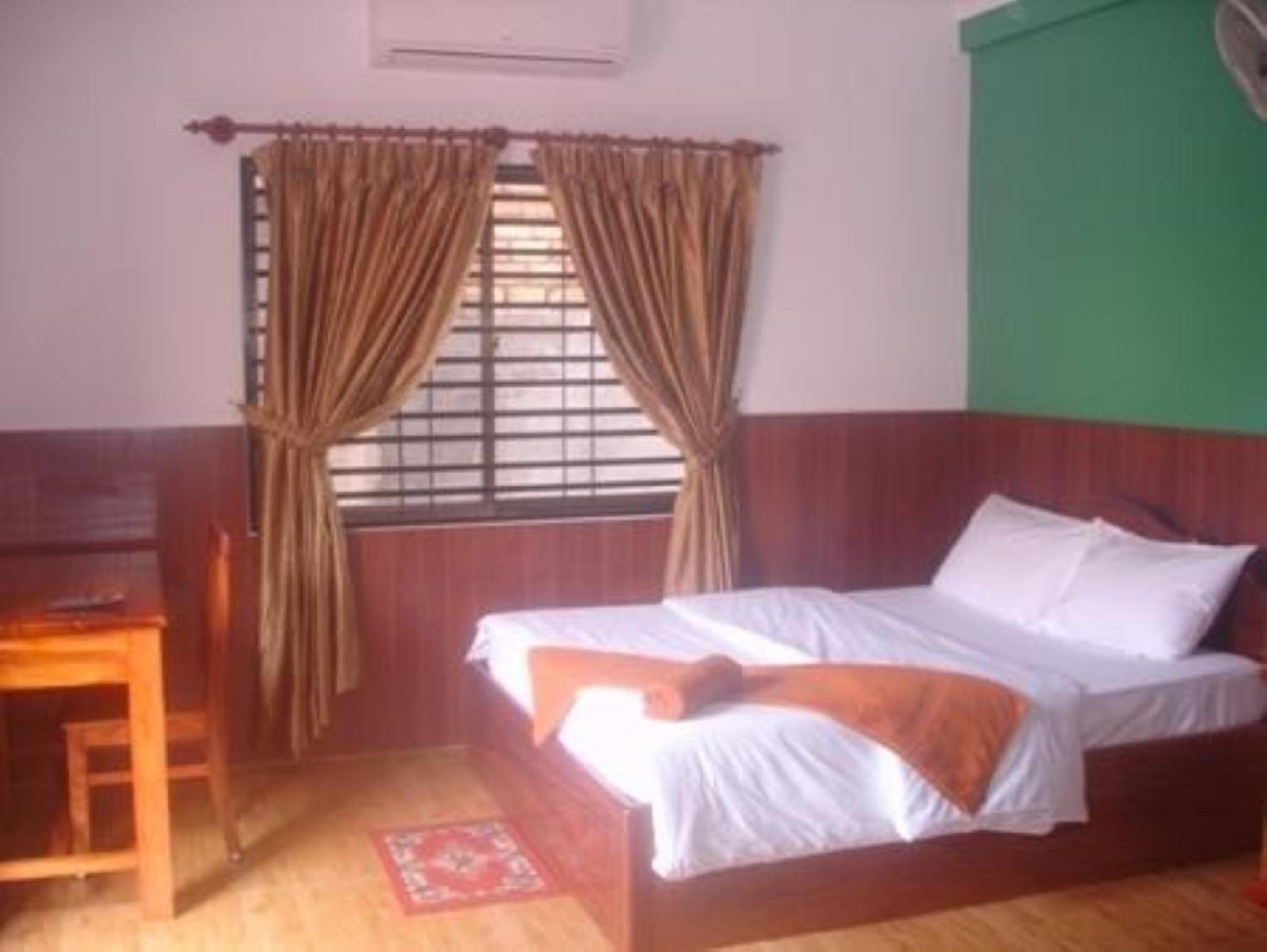 Standard Double Room - Photo 10