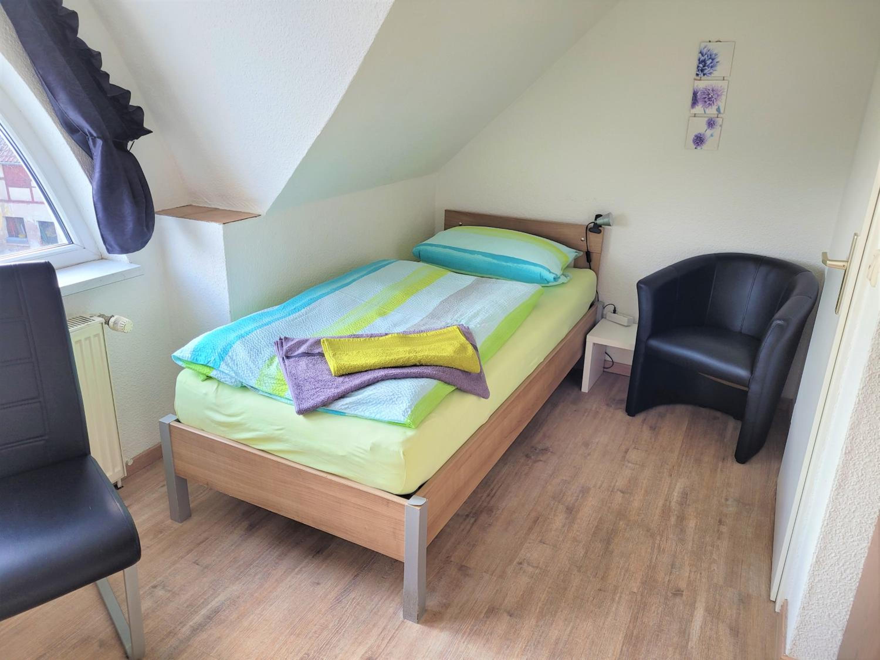 Single Room photo 3