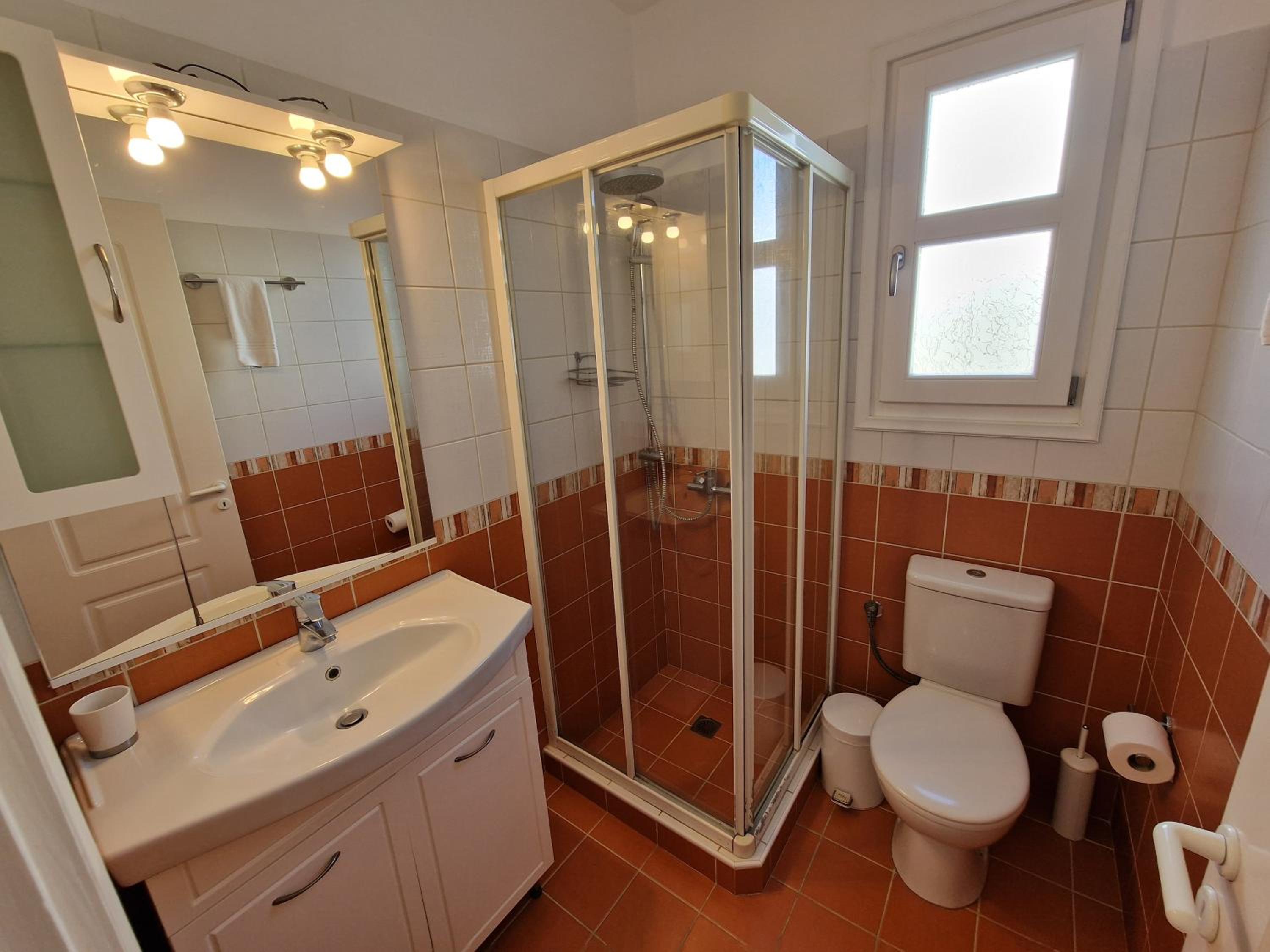Superior Apartment - Photo 7