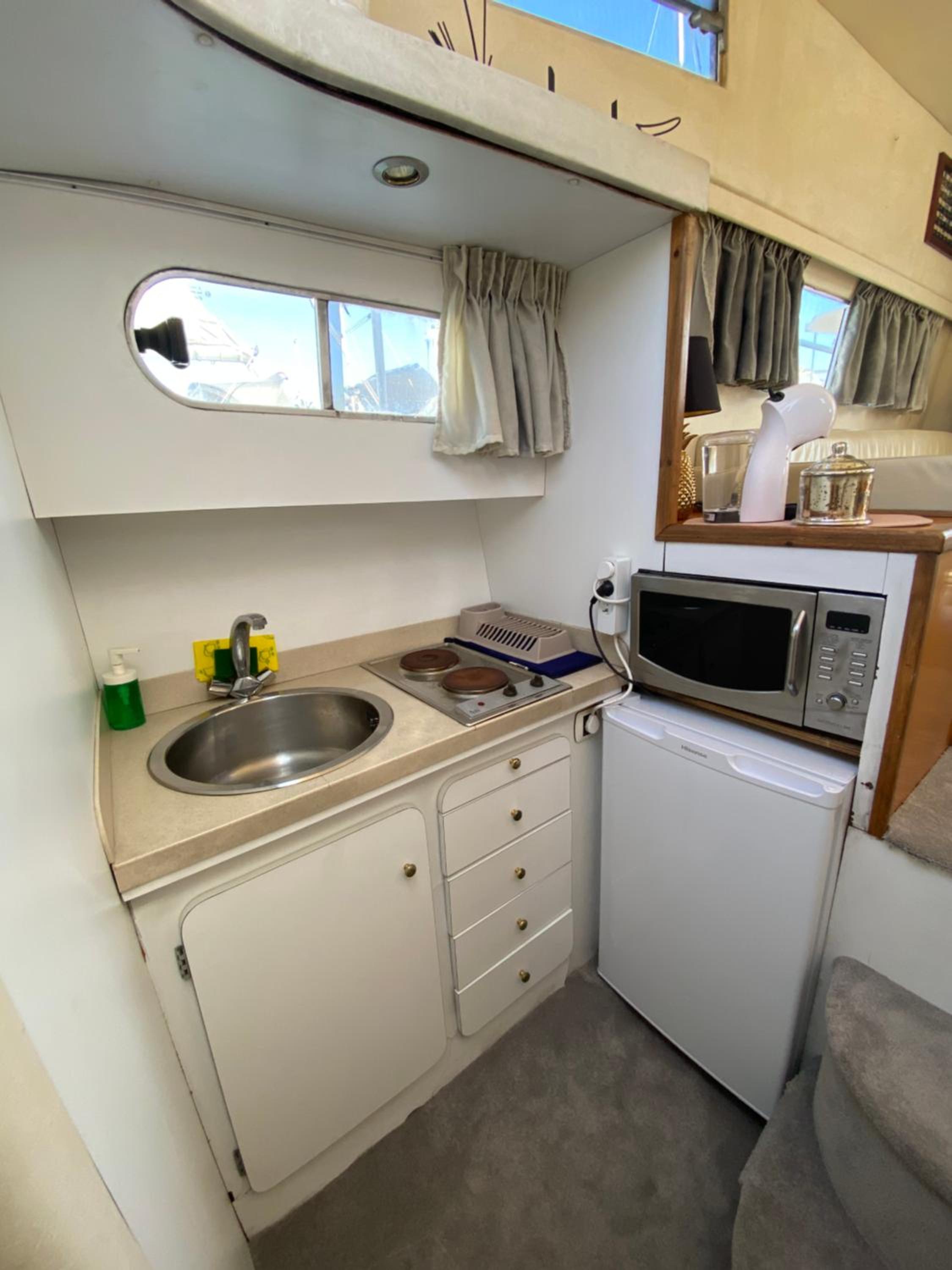 Mobile Home photo 2