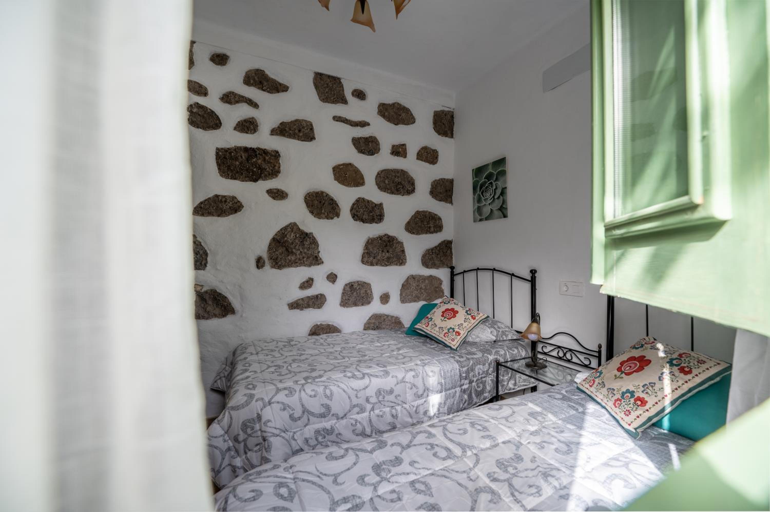 Two-Bedroom House photo 2