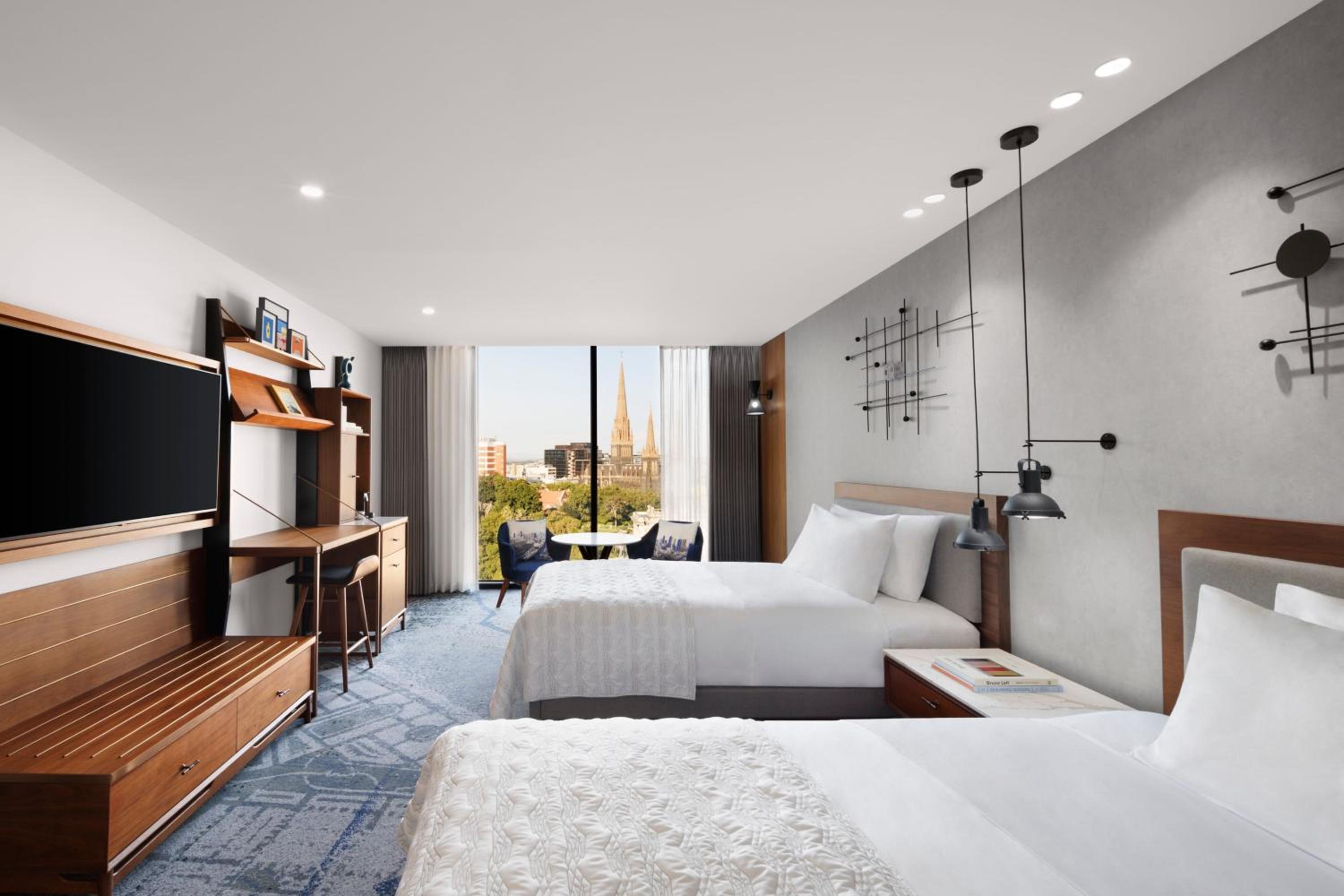 Premium Double Room with Two Double Beds and Parliament View - Photo 1