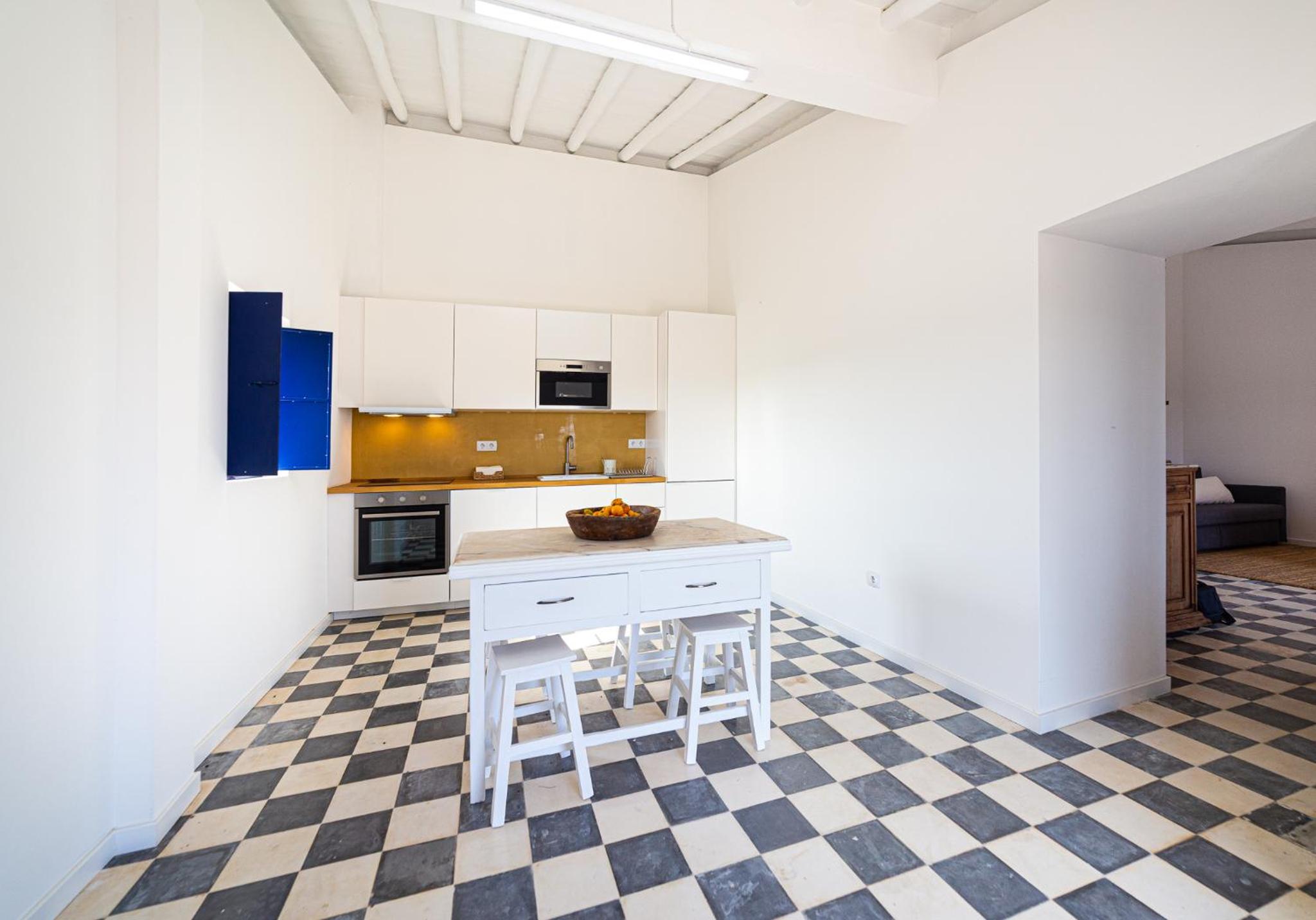 Two-Bedroom House photo 2
