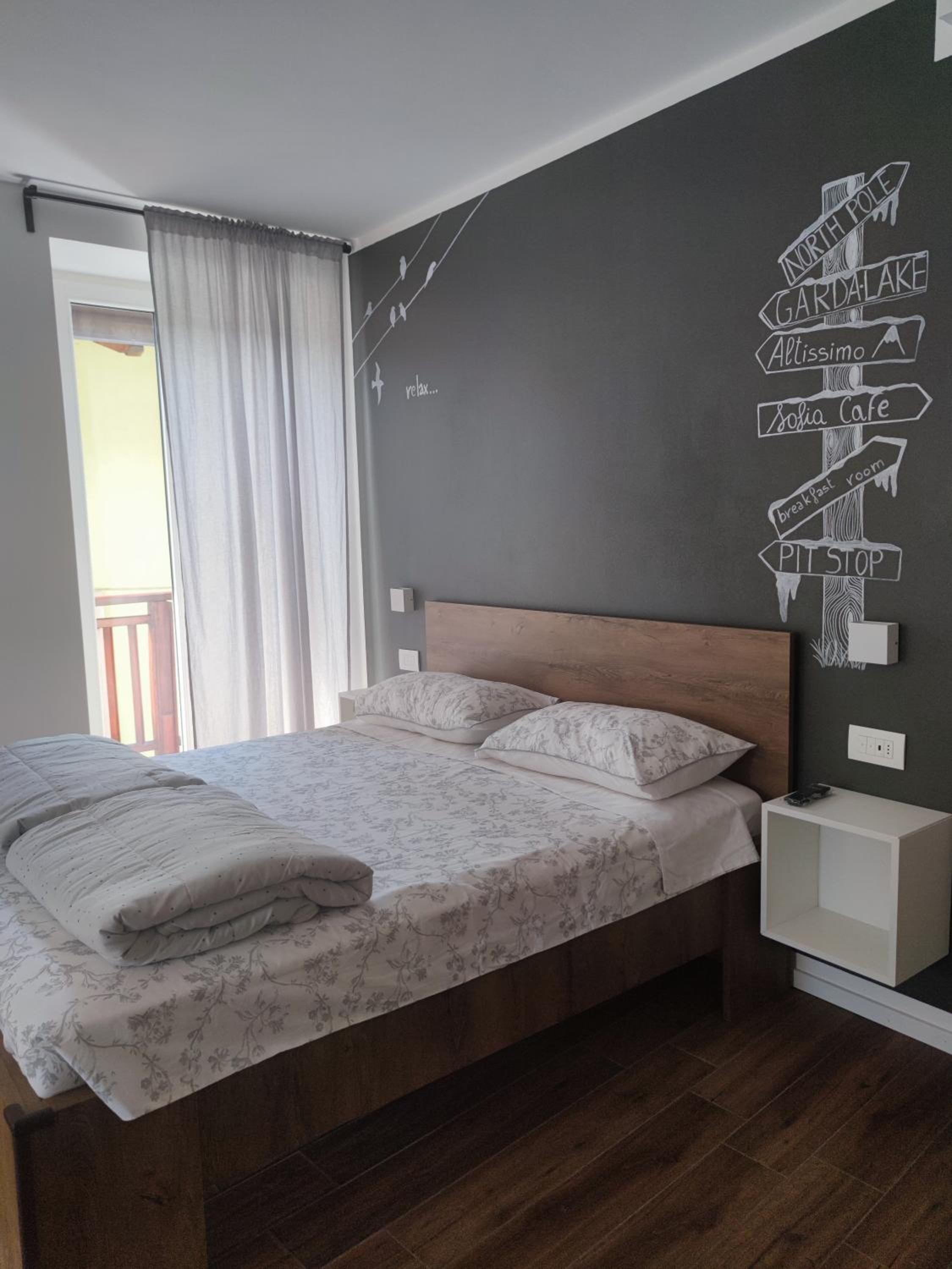 Quadruple Room - Photo 2