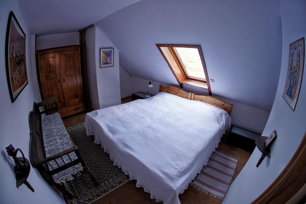 Four-Bedroom House photo 2