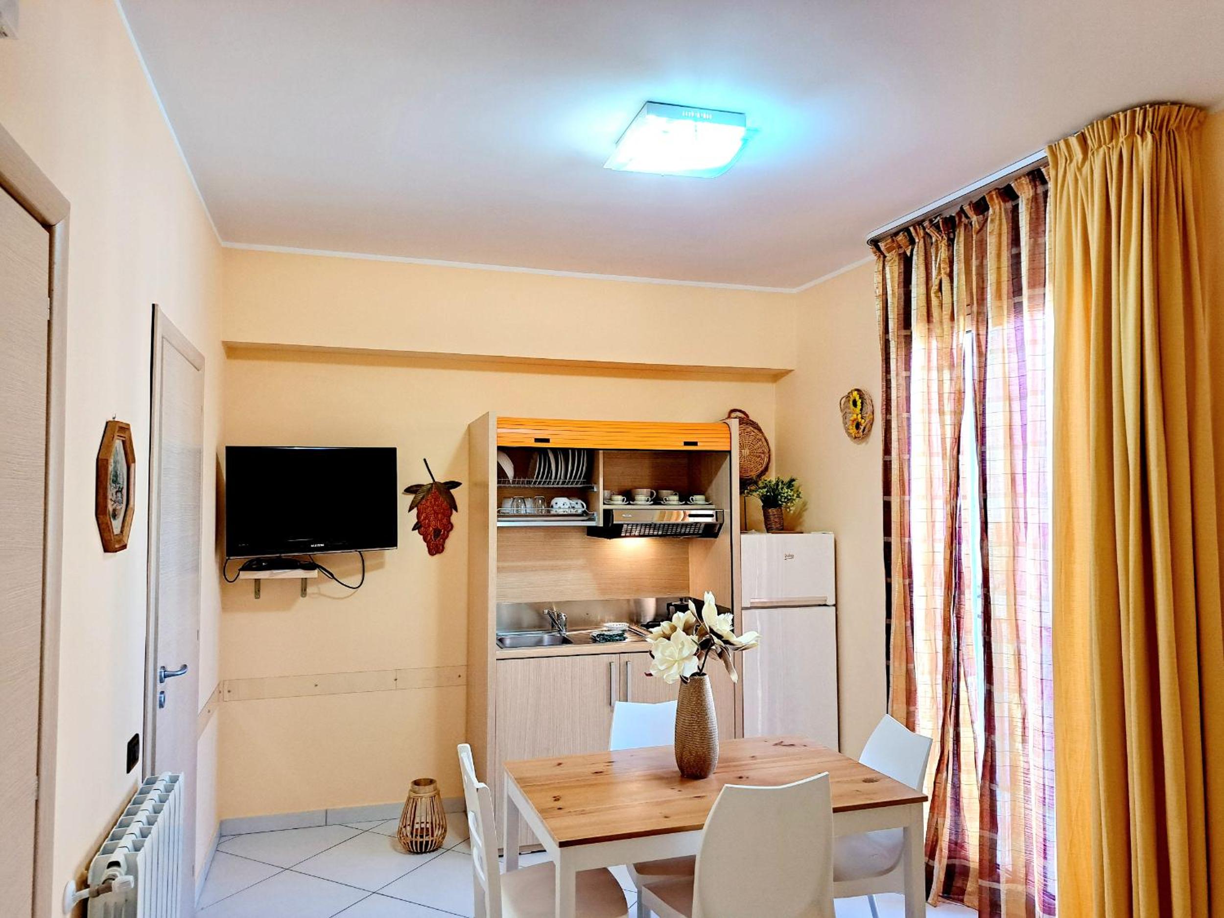 One-Bedroom Apartment with Balcony photo 3