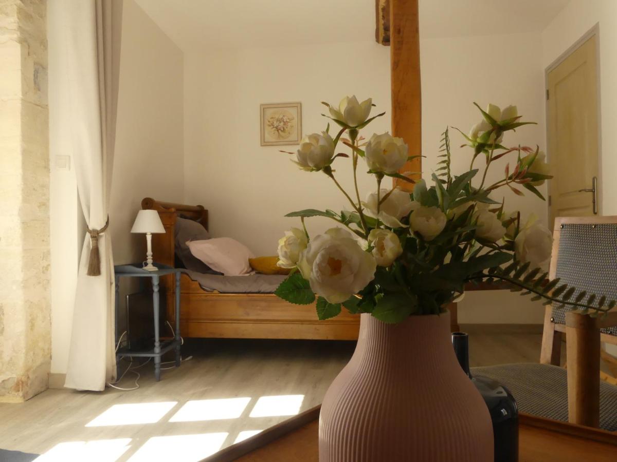 Family Room with Terrace photo 3