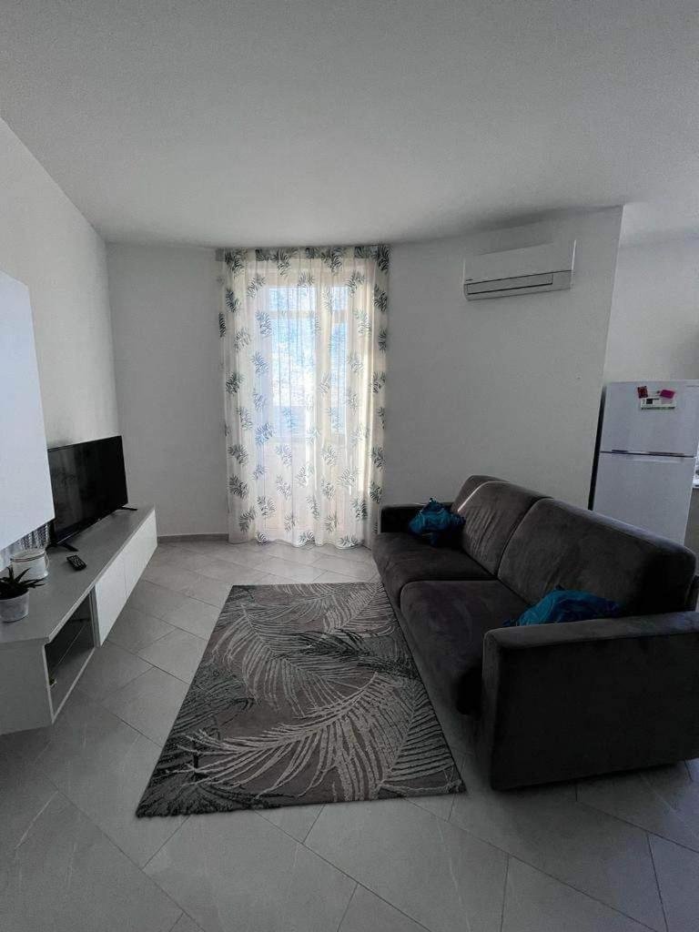Apartment with Sea View photo 2