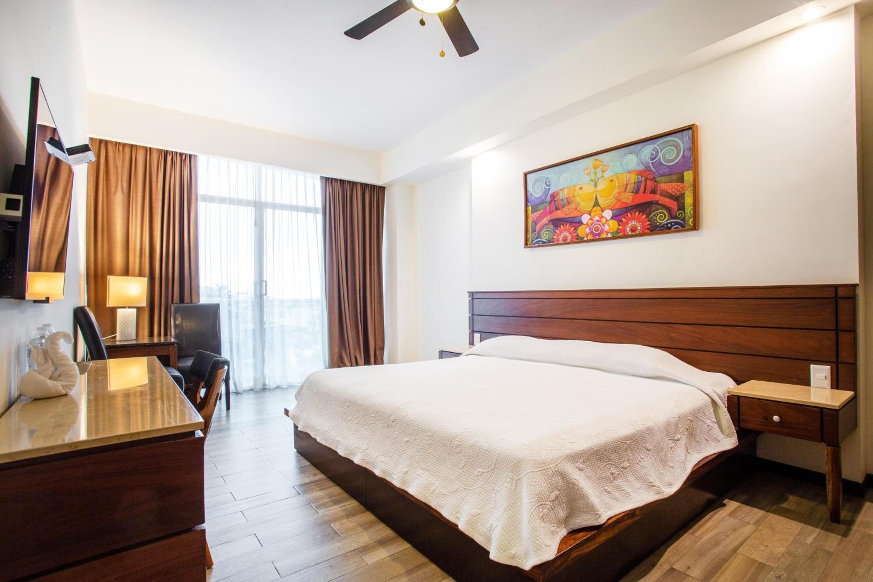 Deluxe Double Or Twin Room With Pool View