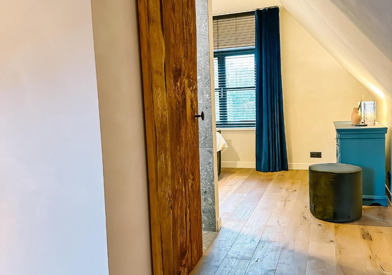 Two-Bedroom House photo 3