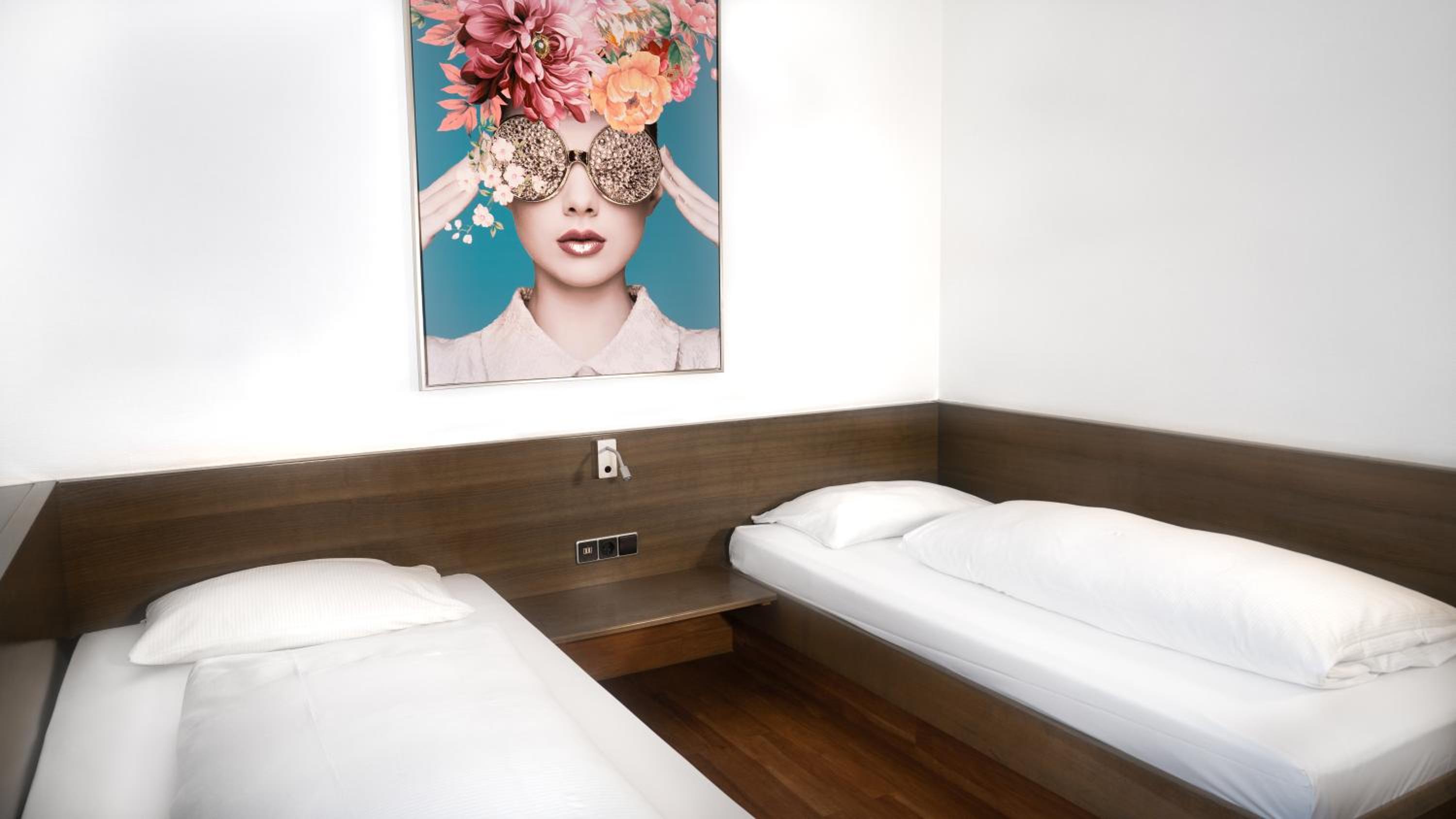 Double Room - Photo 4