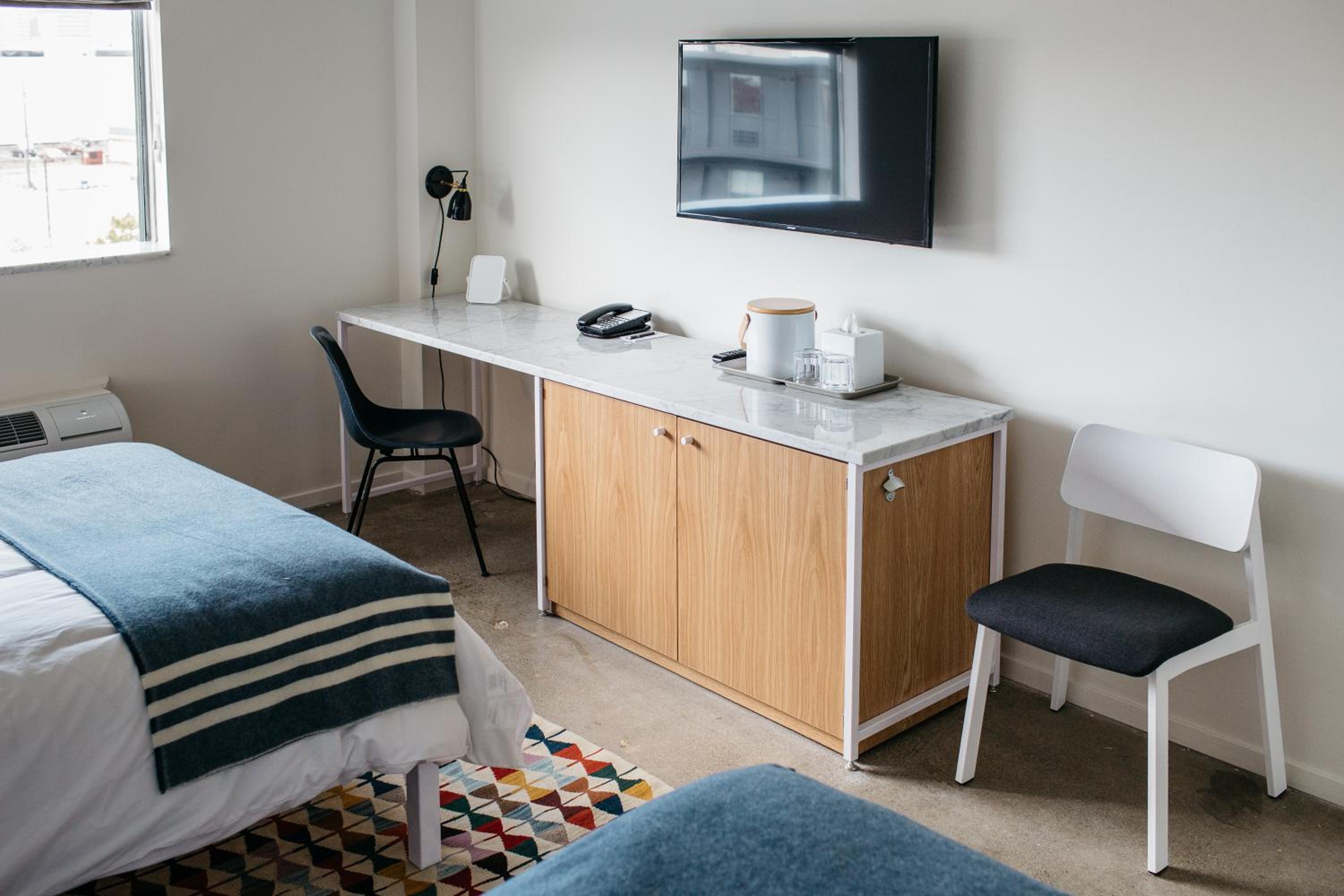 Double Room with Two Double Beds - Non-Smoking - Photo 6