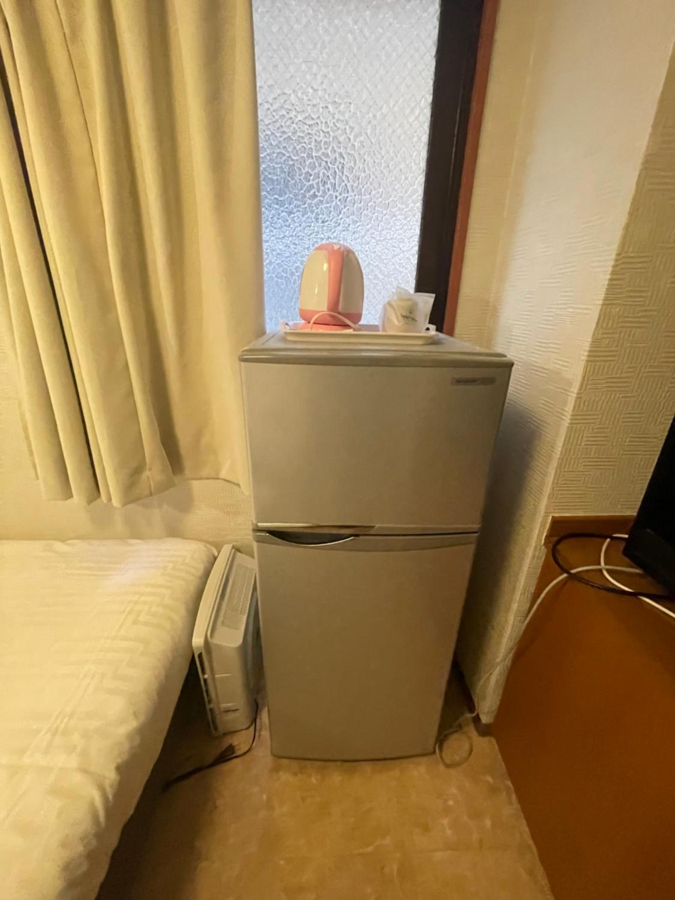 Twin Room - Photo 4