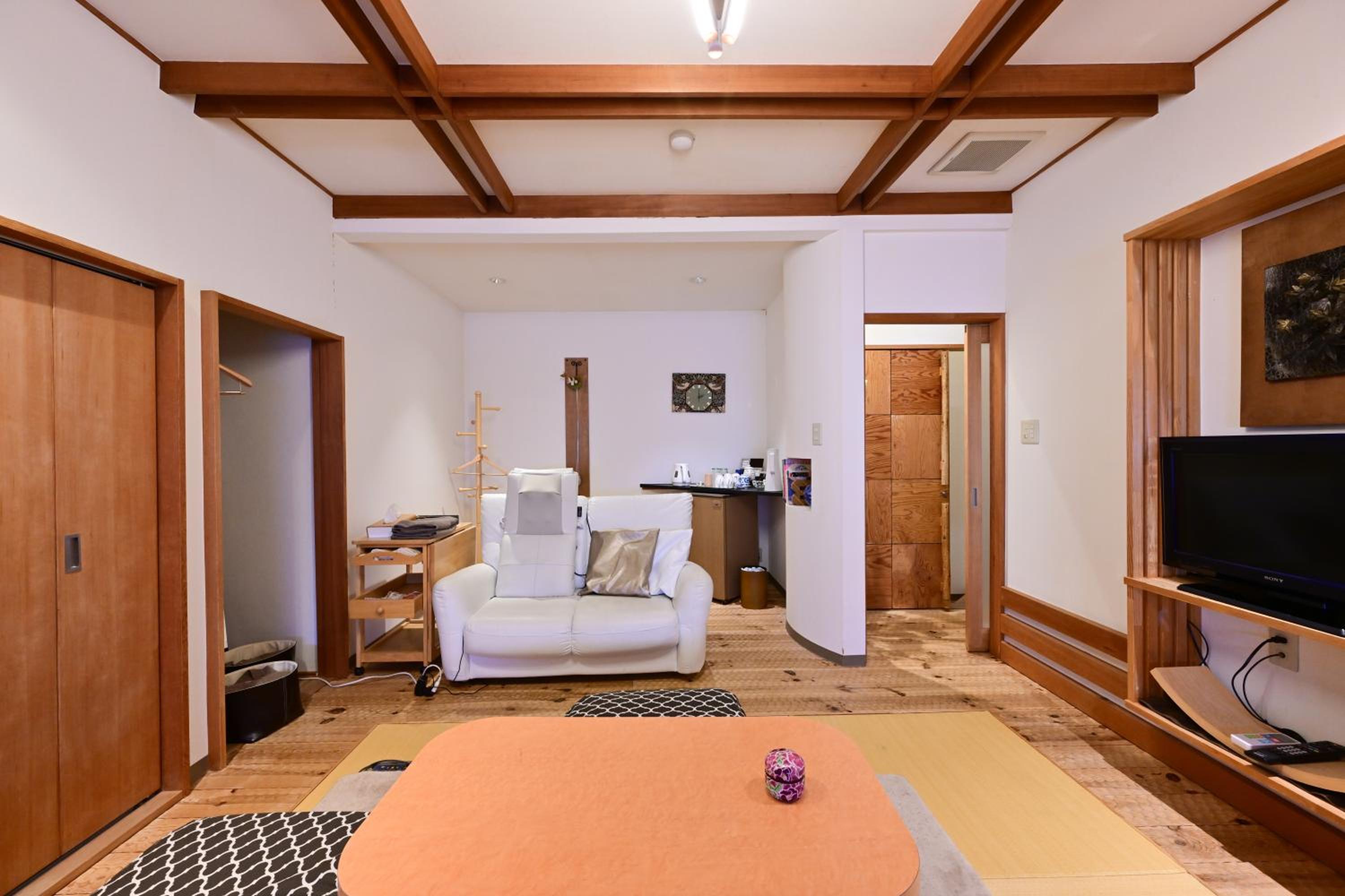 Superior Twin Room with Tatami Area