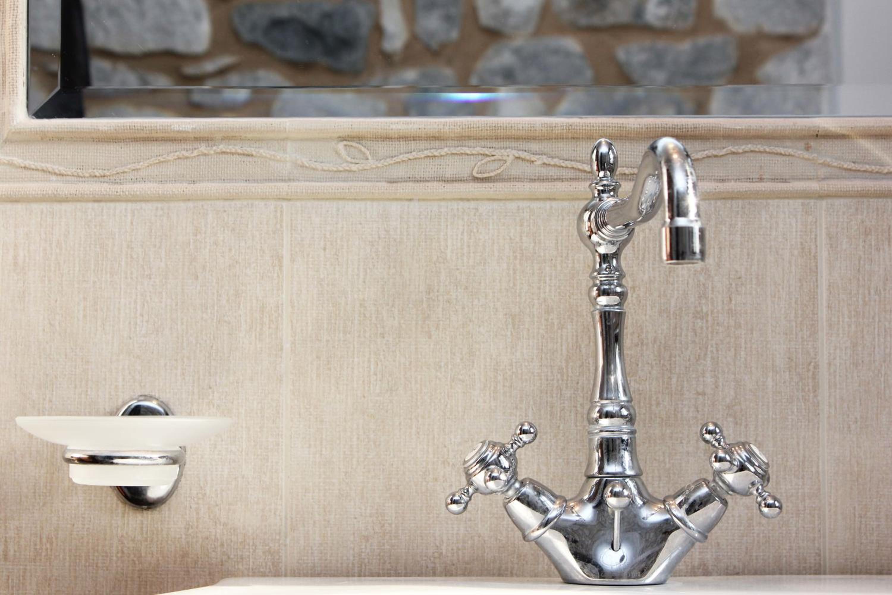 Suite with Mountain View - Photo 2